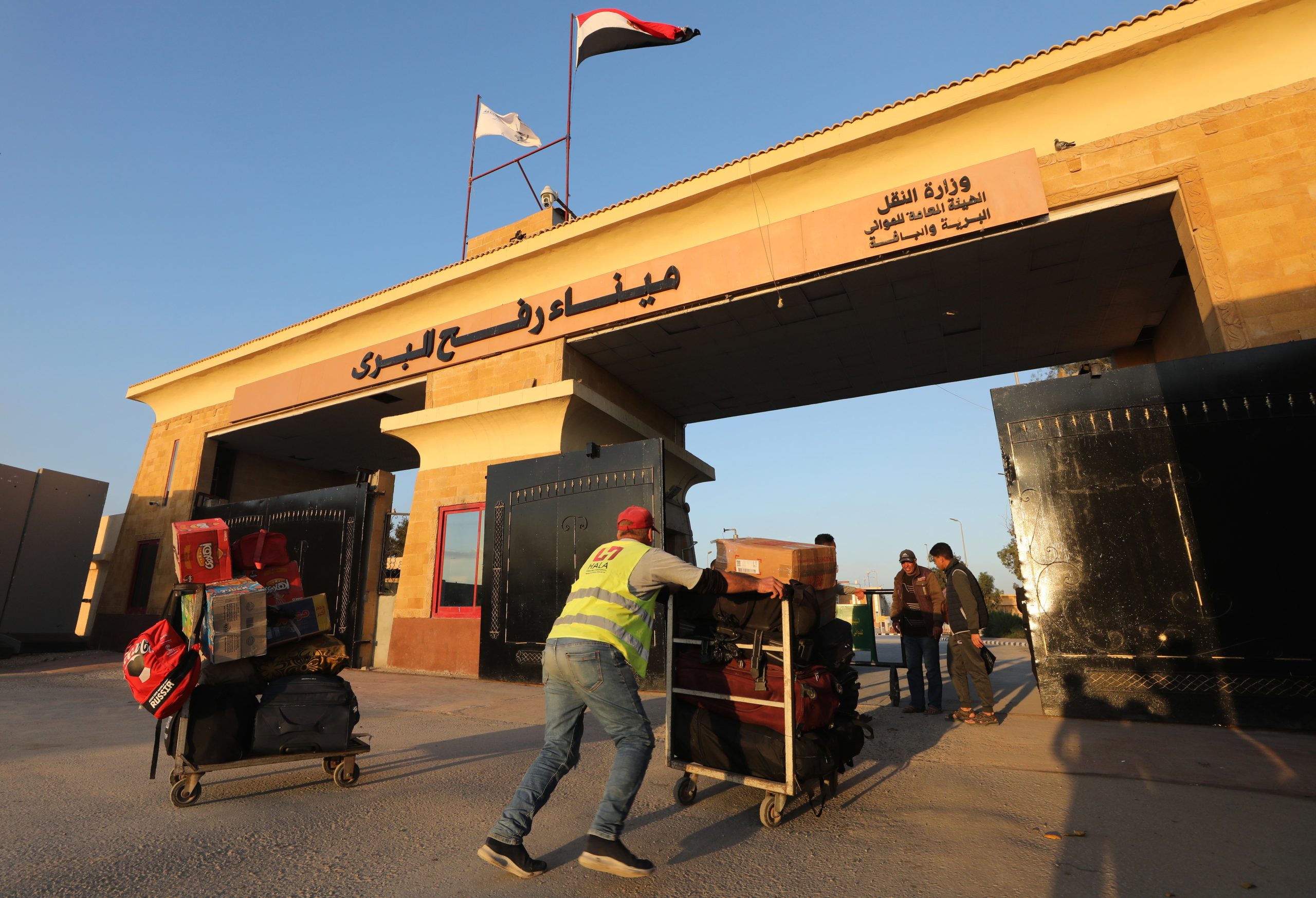 Repórteres Sem Fronteiras querem posto fronteiriço de Rafah aberto aos jornalistas