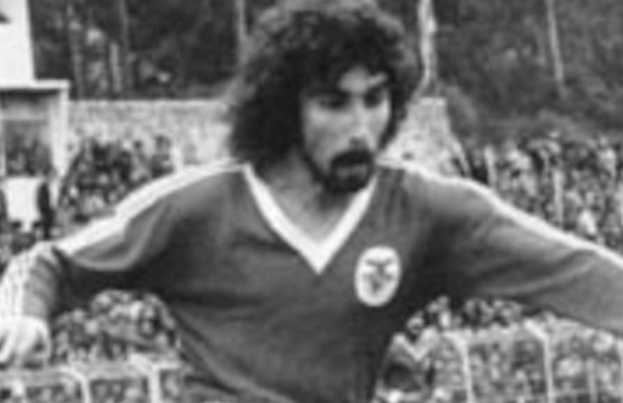 Ex-futebolista internacional português Mário Moinhos morre aos 74 anos