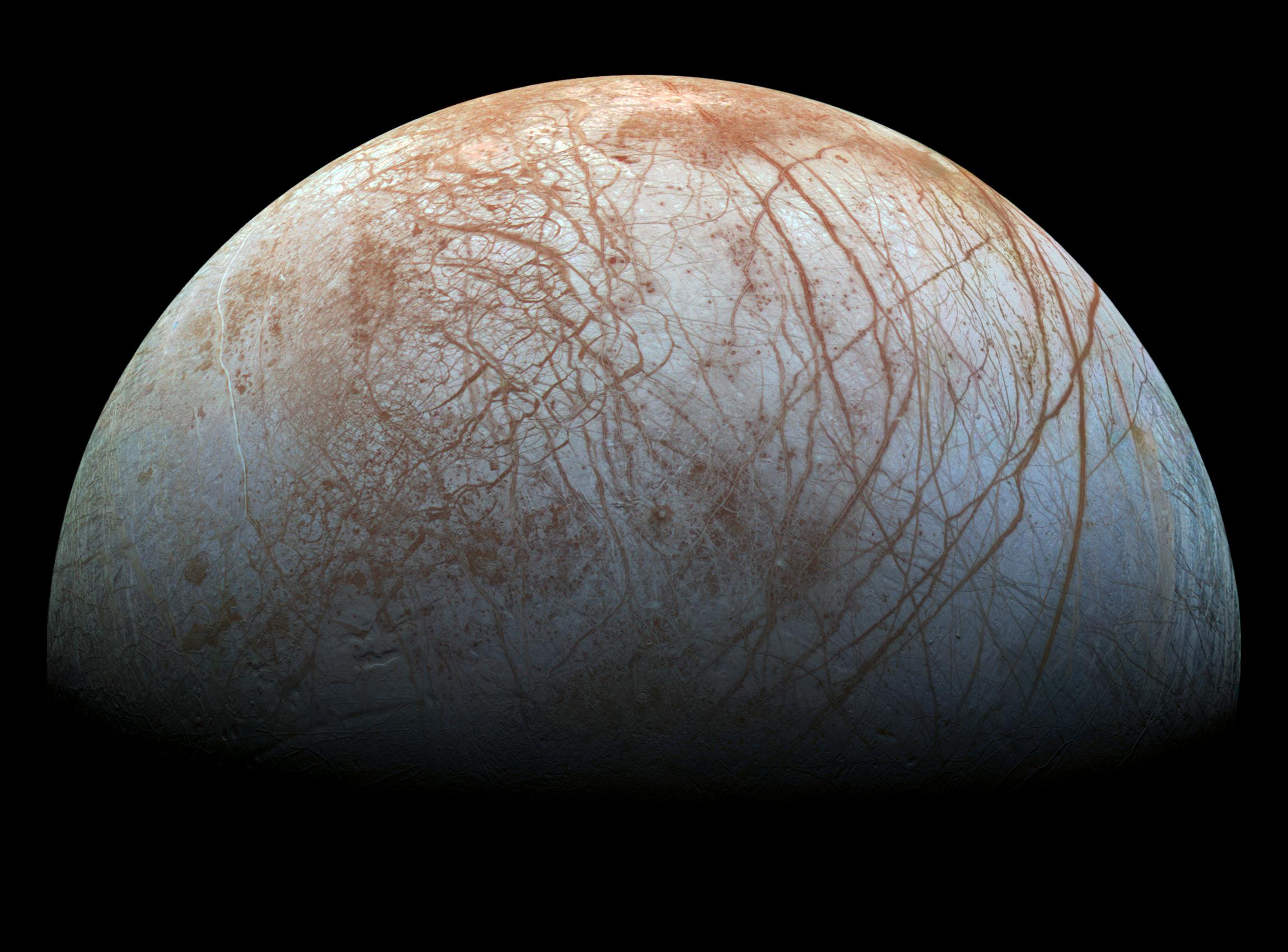 Há vida numa lua de Júpiter? CO2 com origem em oceano escondido gera expectativa