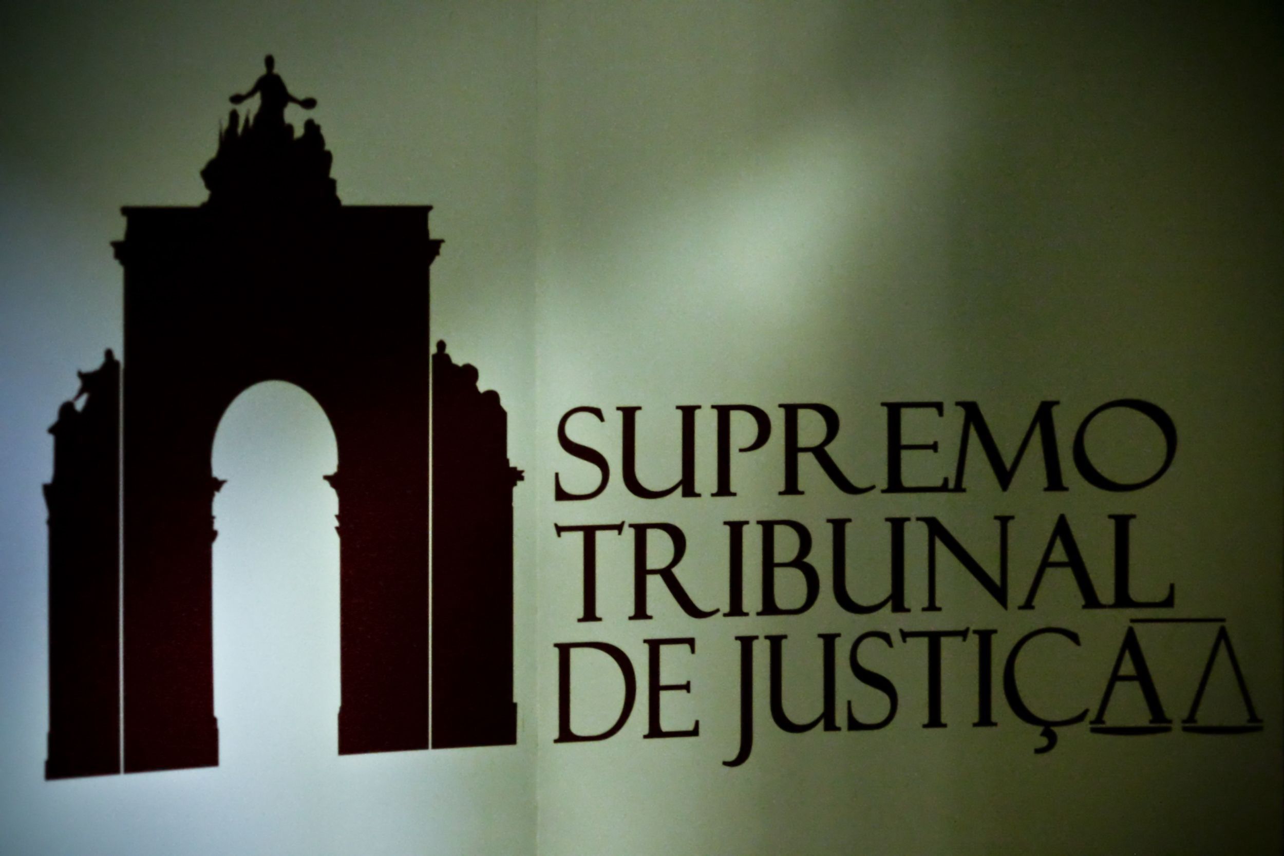 Operação Lex: Medidas de coação de Rui Rangel e Fátima Galante conhecidas hoje
