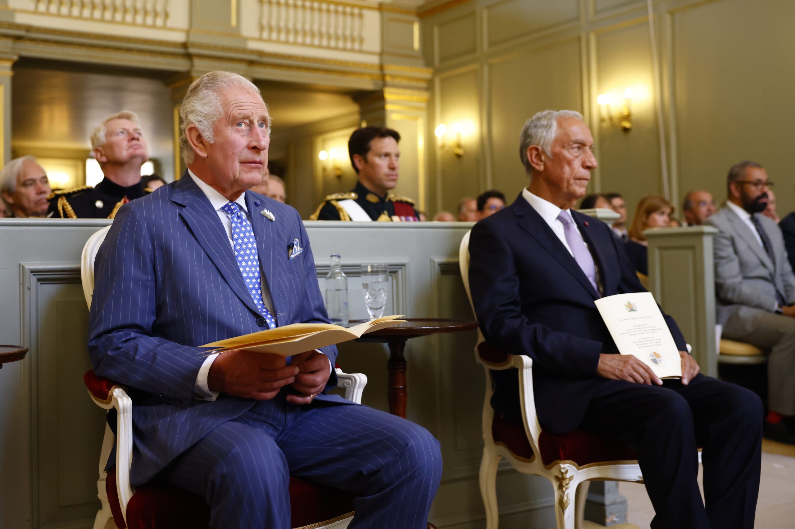 Marcelo condecorou Rei Carlos III em Londres. Aliança Luso-Britânica celebrada com solenidade e pompa militar
