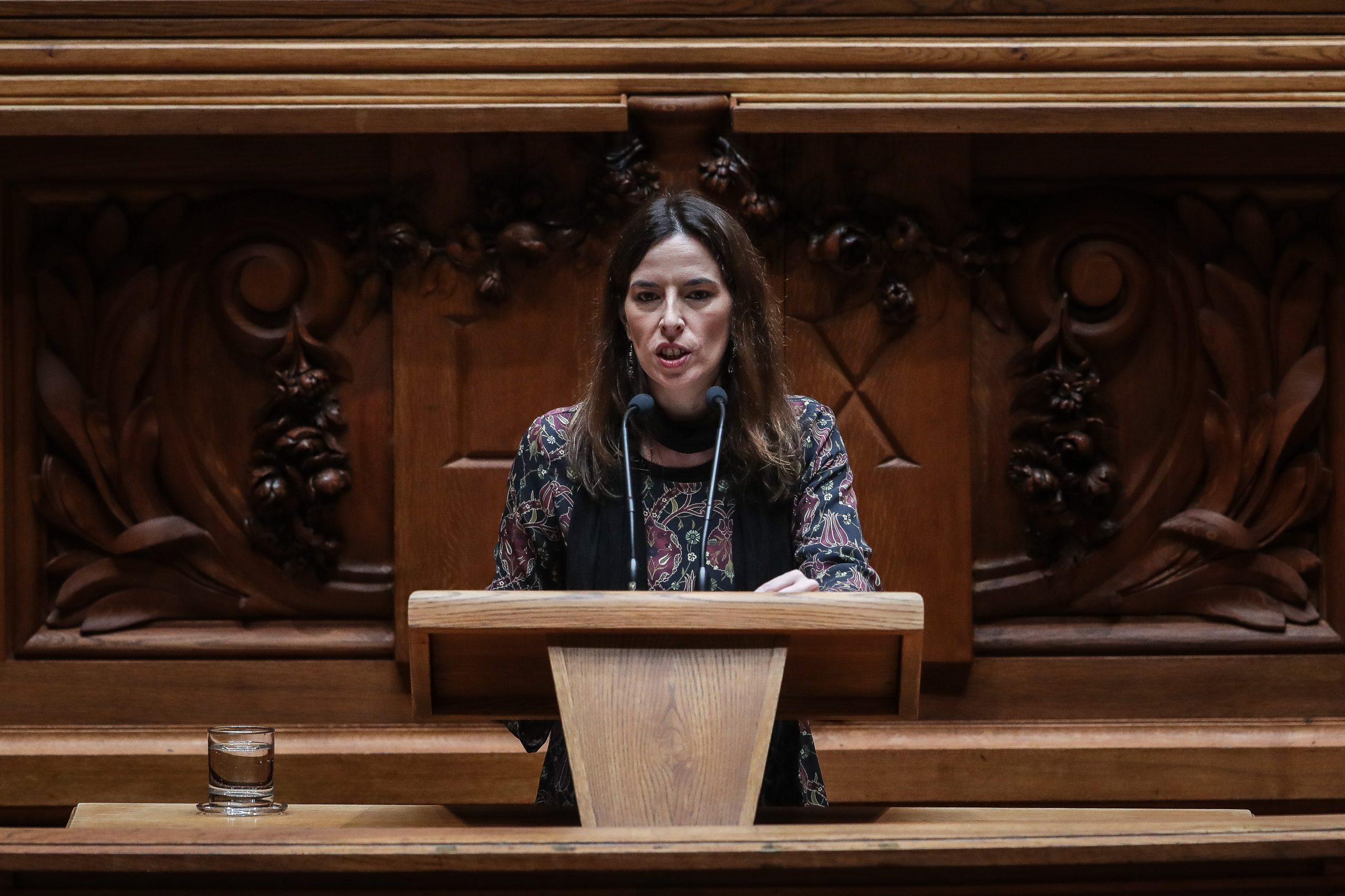 PCP quer parlamento a corrigir Governo e nacionalizar Efacec de vez