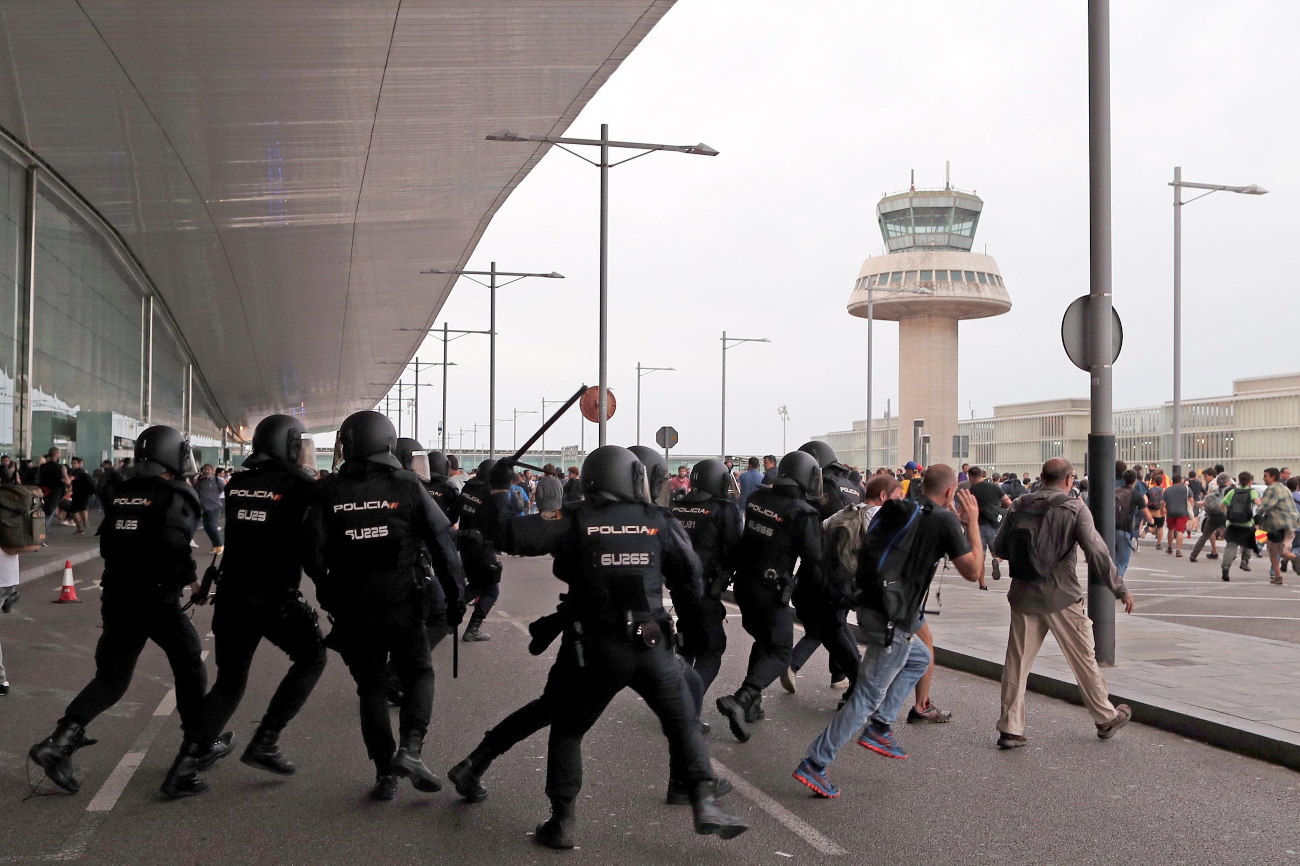 Catalunha: BE repudia que Estado espanhol tente resolver conflito através de repressão e prisão