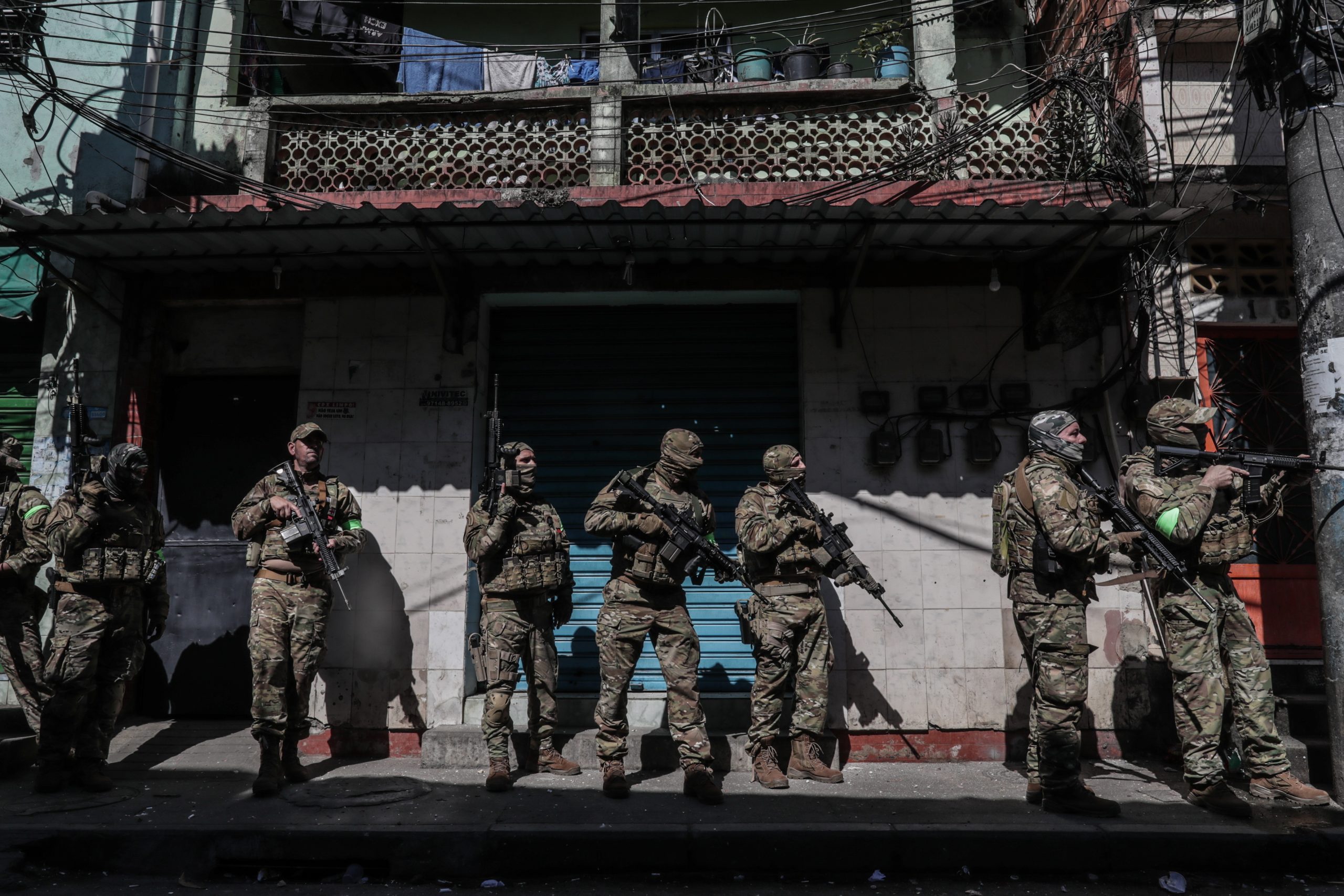 “Cenário de guerra”. Foi assim que a polícia brasileira classificou operação com mais de 120 mortos no Rio de Janeiro