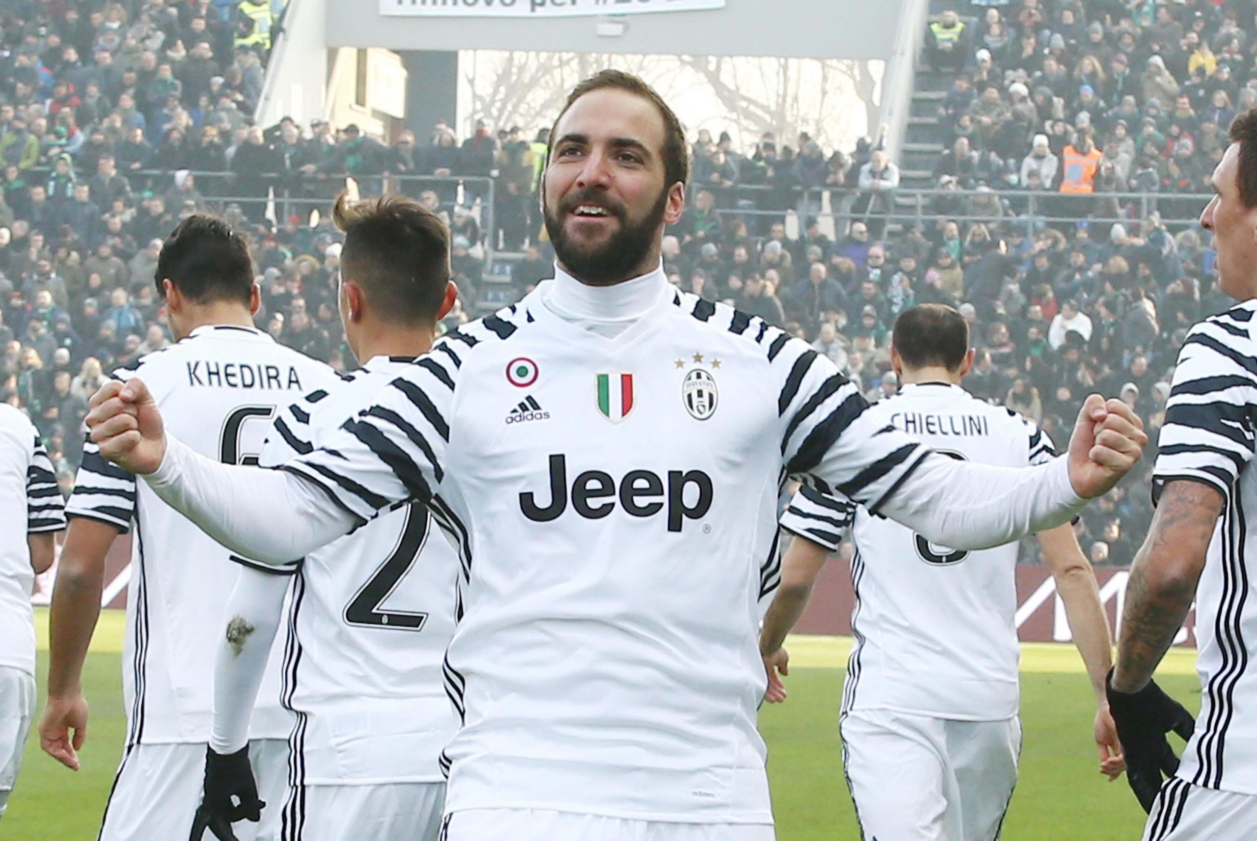 Juventus aproveita derrota da Roma e reforça liderança