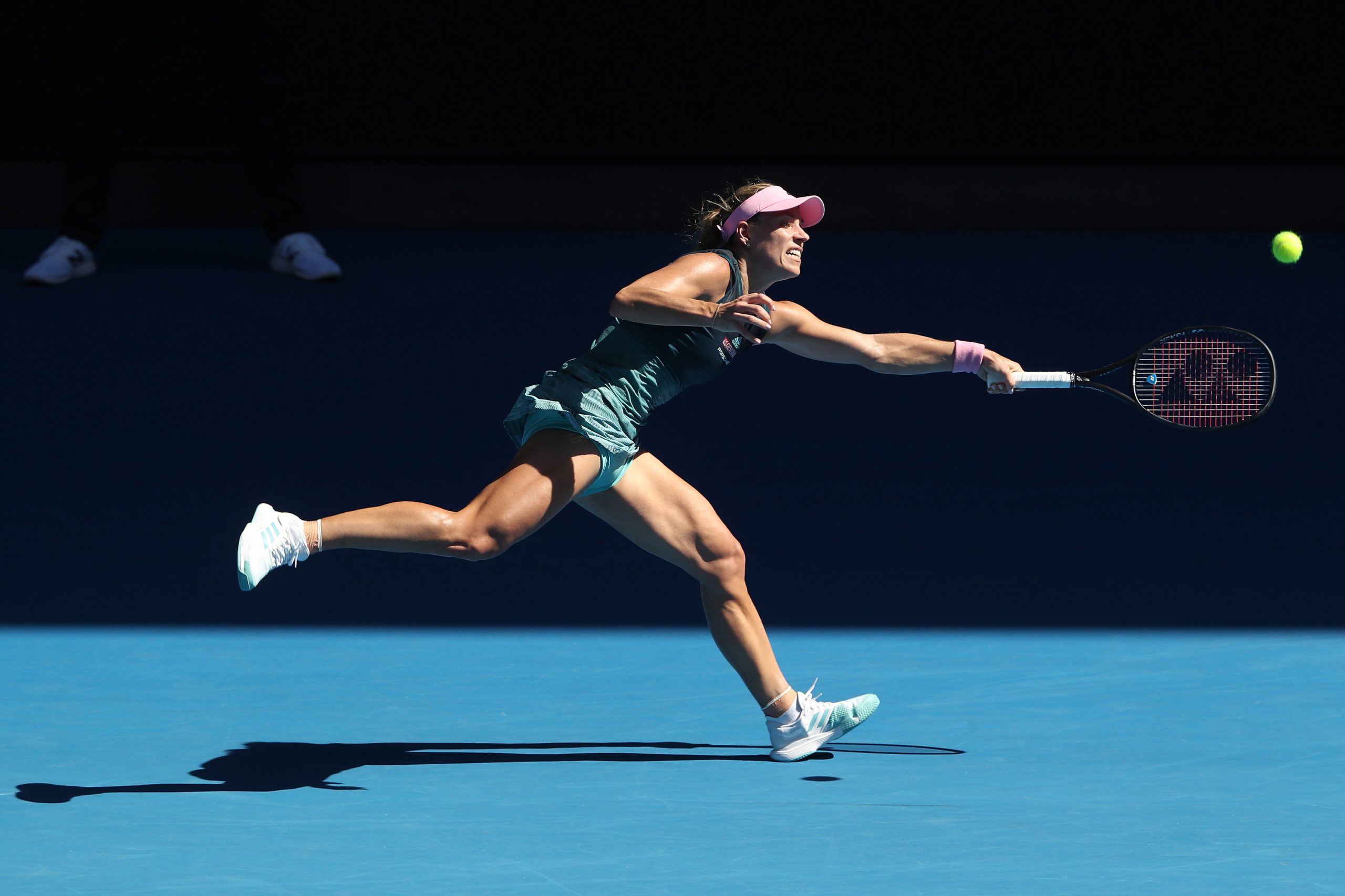 Angelique Kerber vence Polona Hercog na 1.ª ronda do Open da Austrália