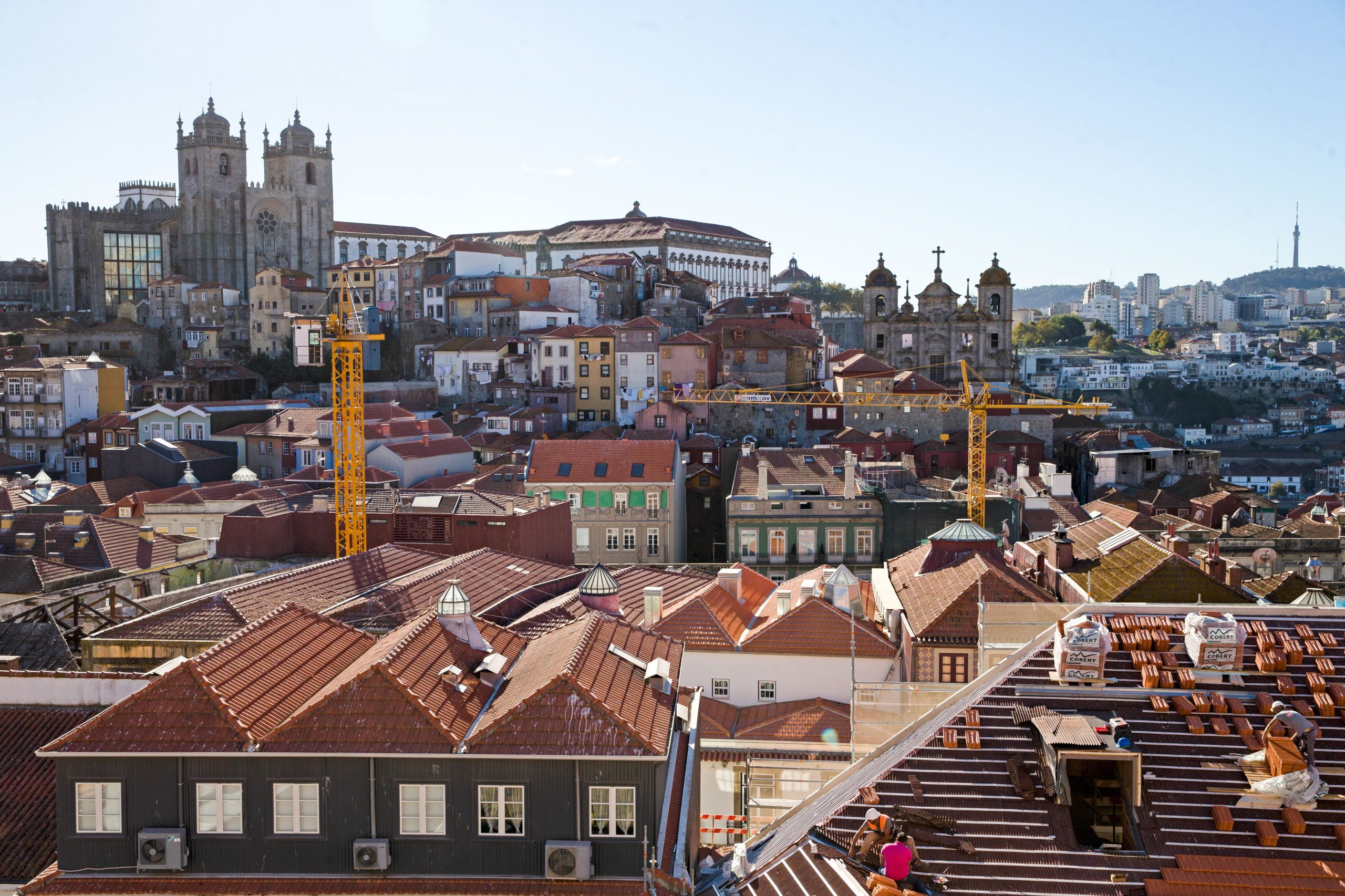 Associação de Hostels considera que taxa turística no Porto afasta jovens e estudantes