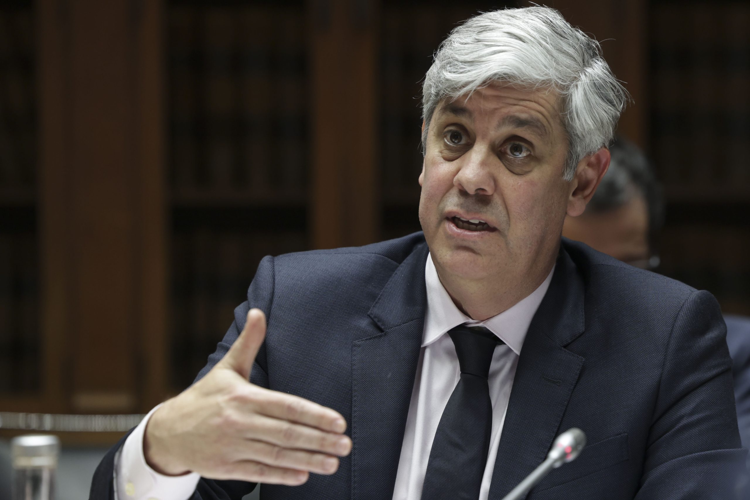 Mário Centeno acredita que défice não supere 0,4% este ano