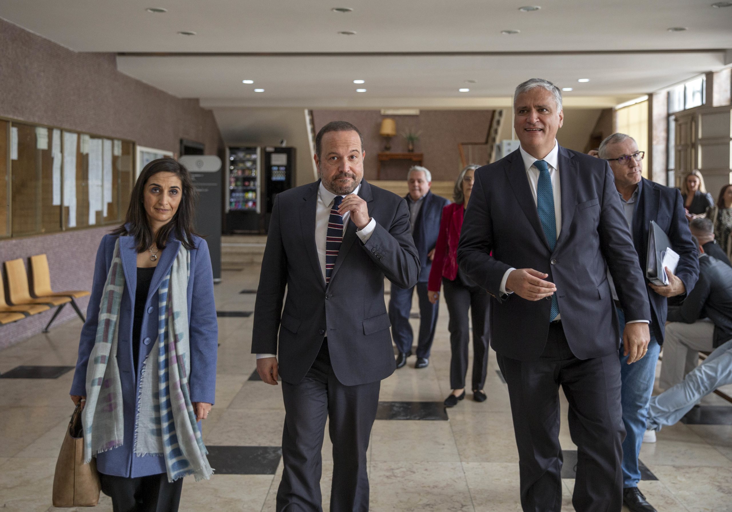 Óbito/Álvaro Monjardino: Líder do PS/Açores manifesta consternação