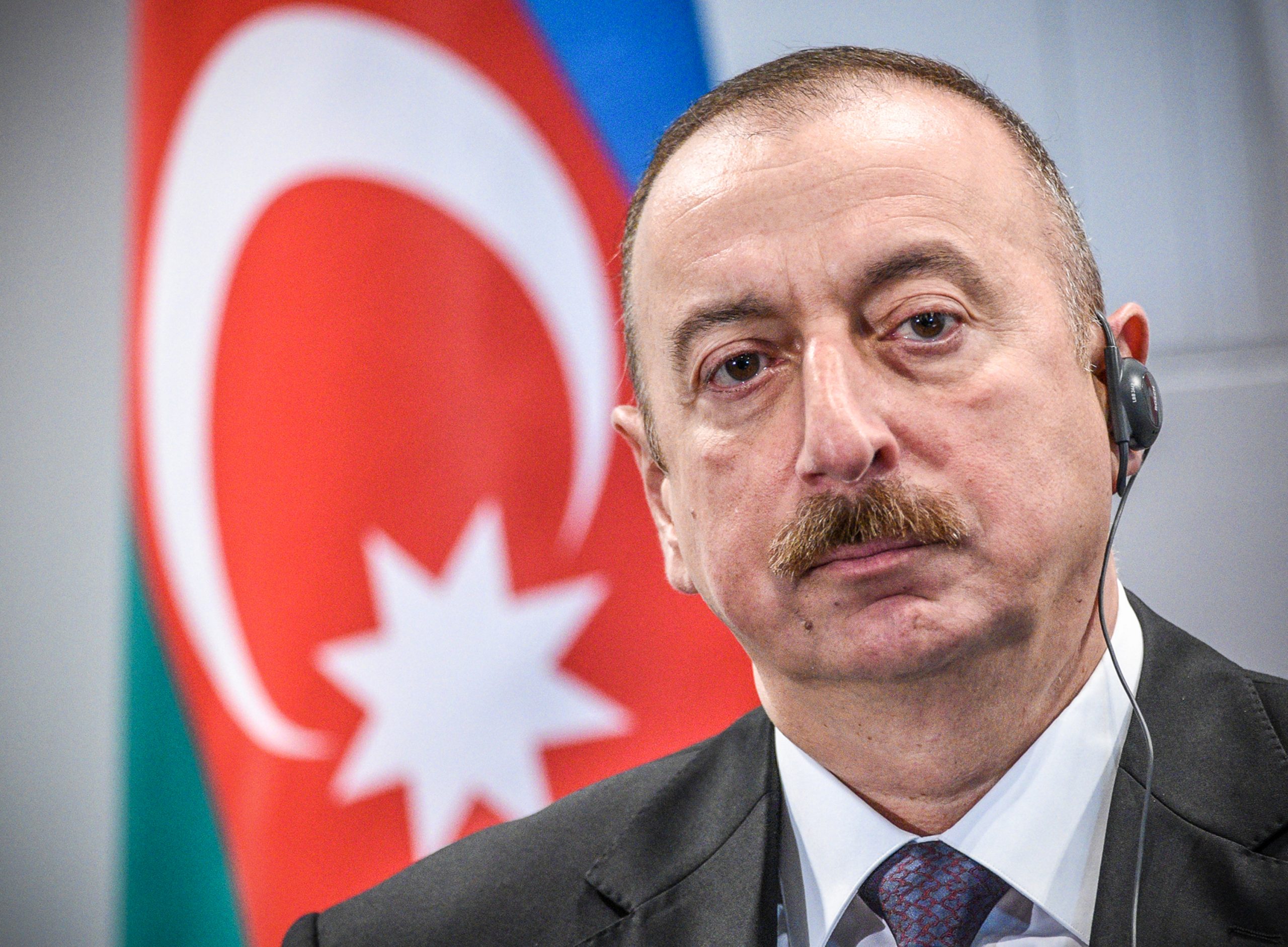 Azerbaijão: Aliev reeleito para quinto mandato com mais de 90% dos votos