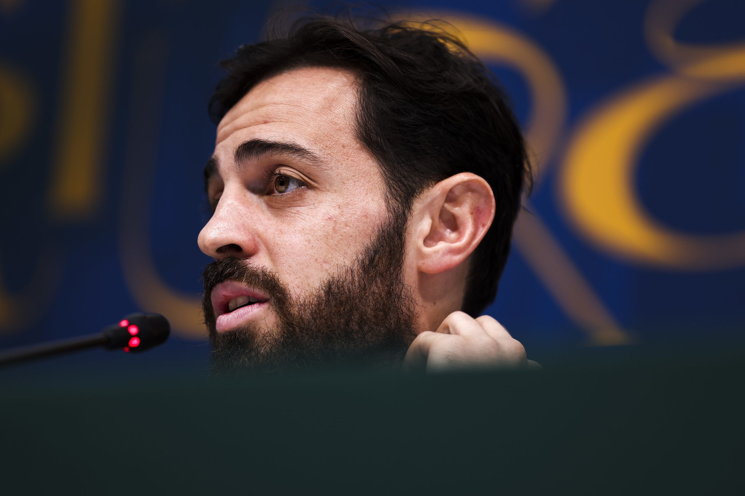 Bernardo recusa alimentar ‘novela’ Ronaldo e diz que há Mundial para disputar