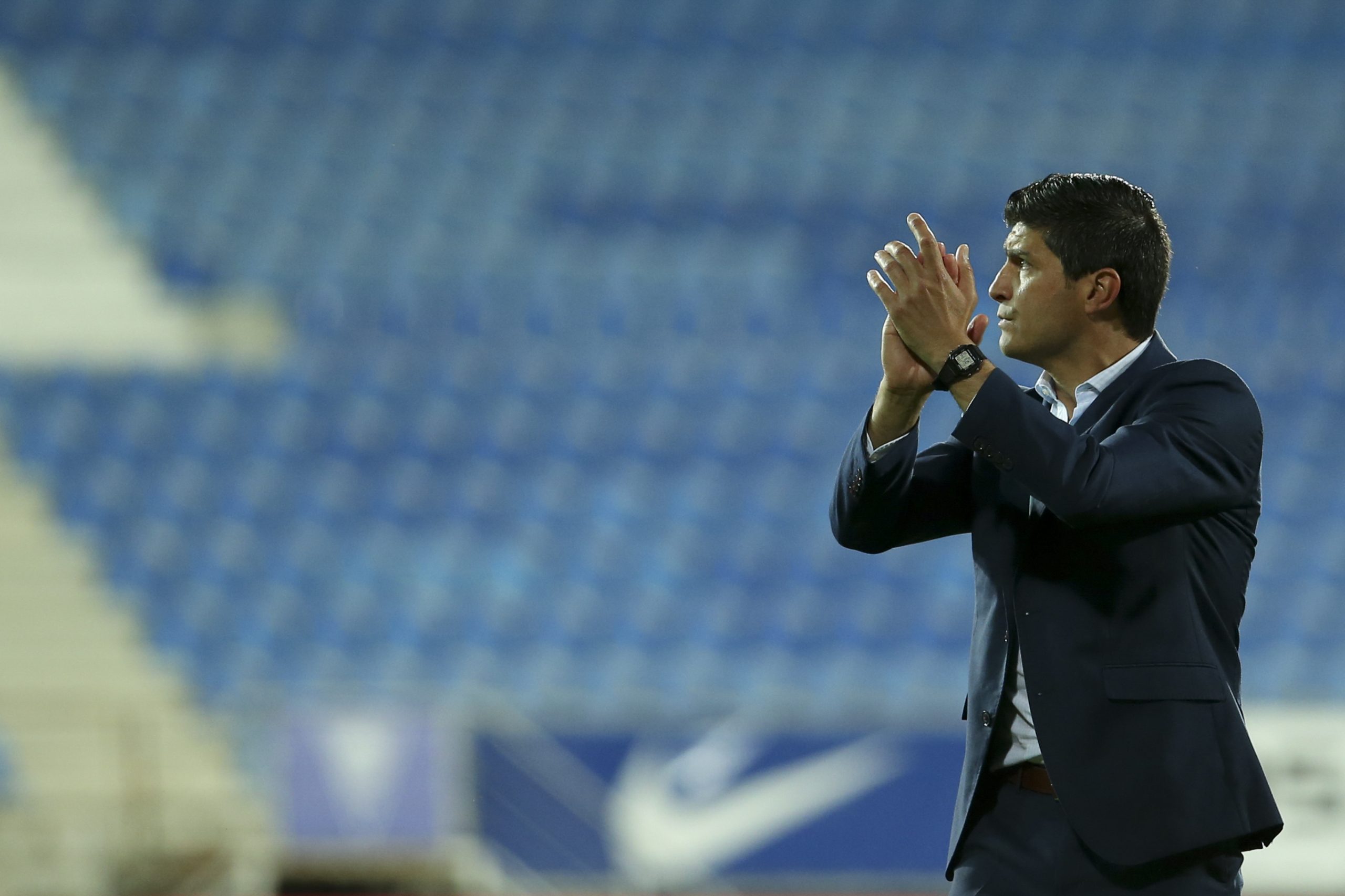 Estoril-Praia oficializa renovação de Pedro Emanuel por uma época