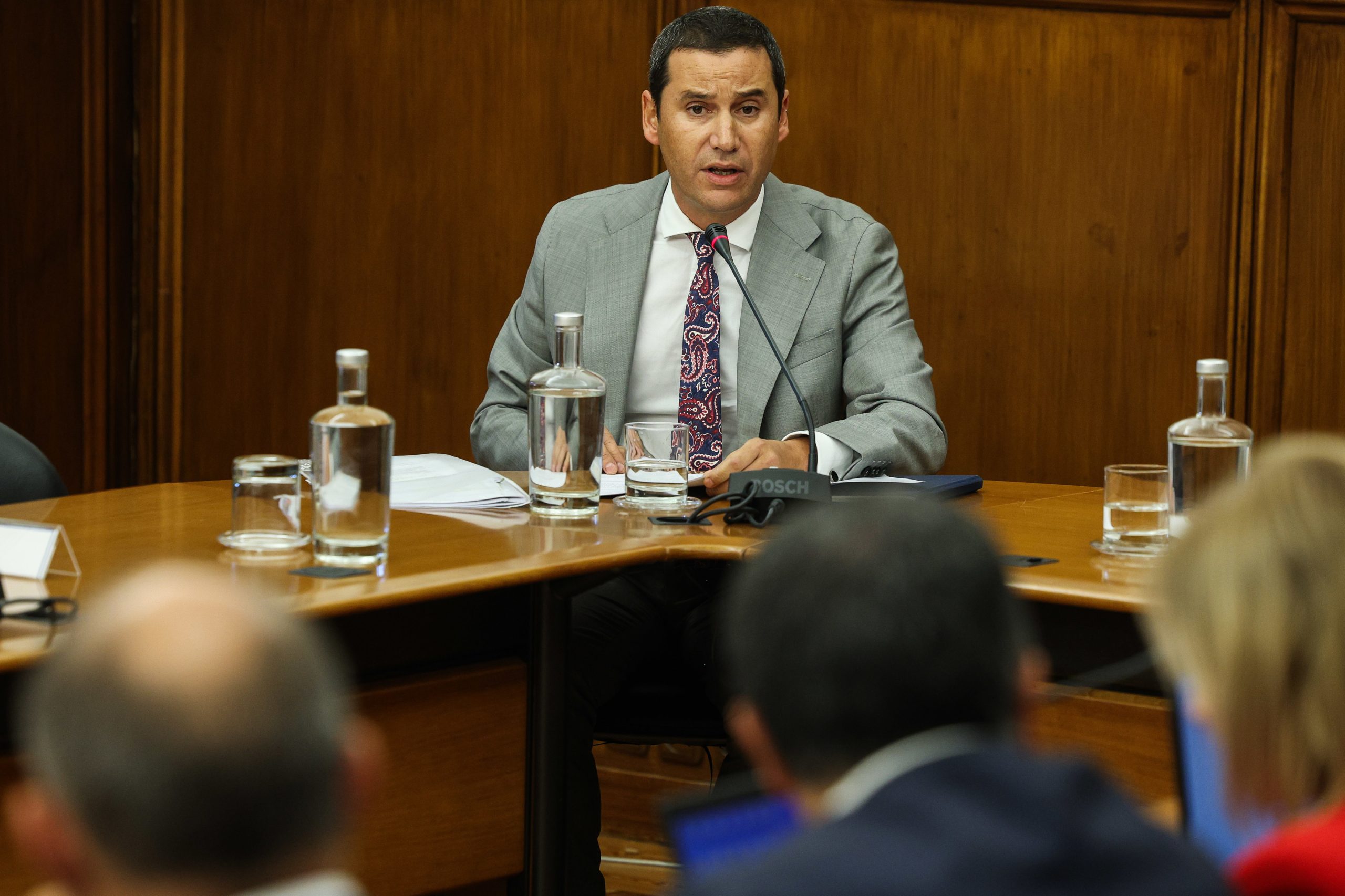 Comissão de Transparência aprova parecer sobre regresso de Galamba ao parlamento