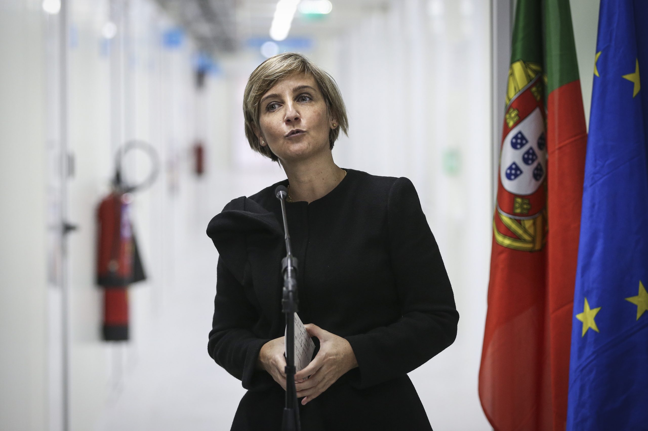 Ministra da Saúde: “Estamos a pôr todos os meios que existem a funcionar, mas há um limite. E estamos muito próximos do limite”