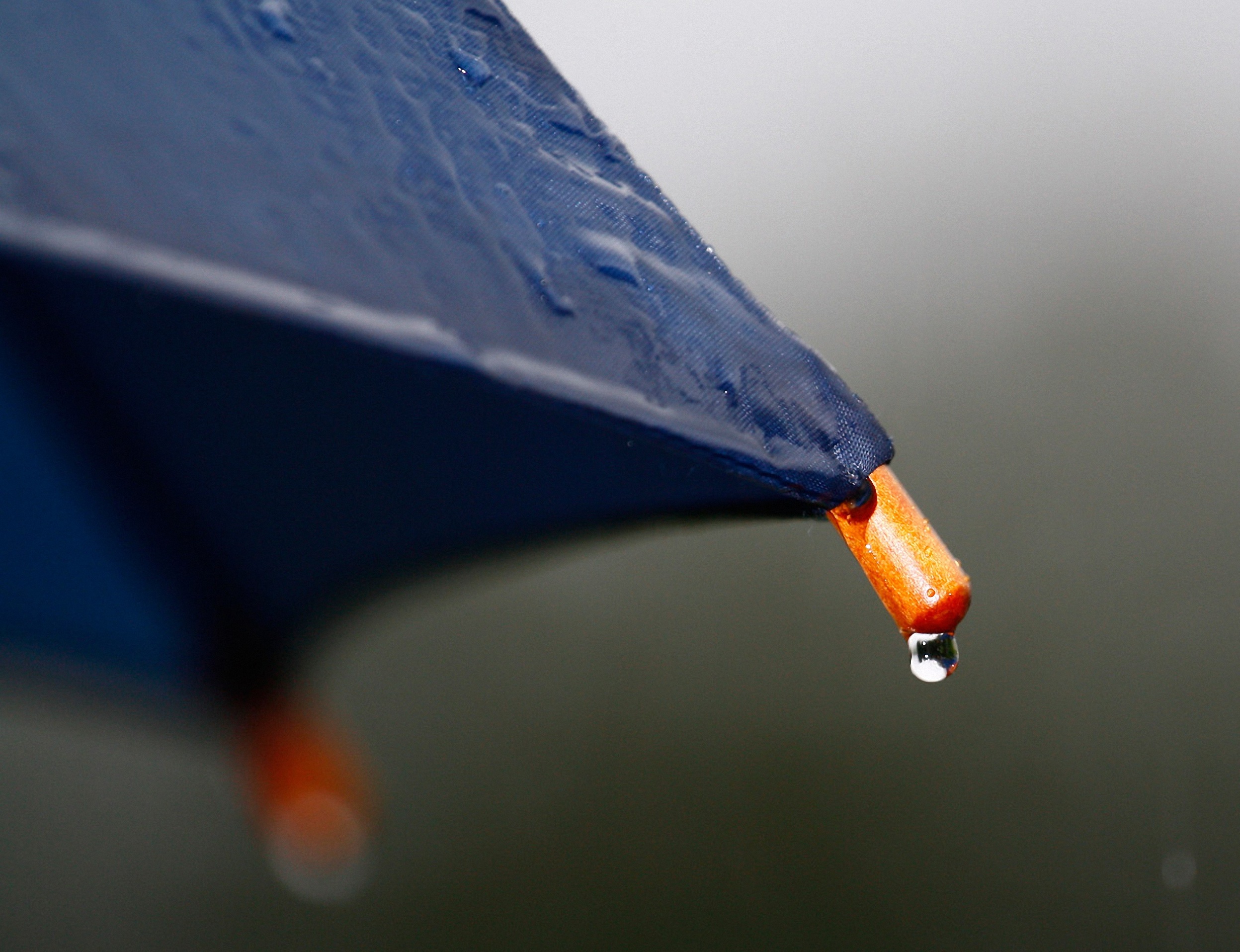 O fim-de-semana está aí, e com ele chega também a chuva e o frio