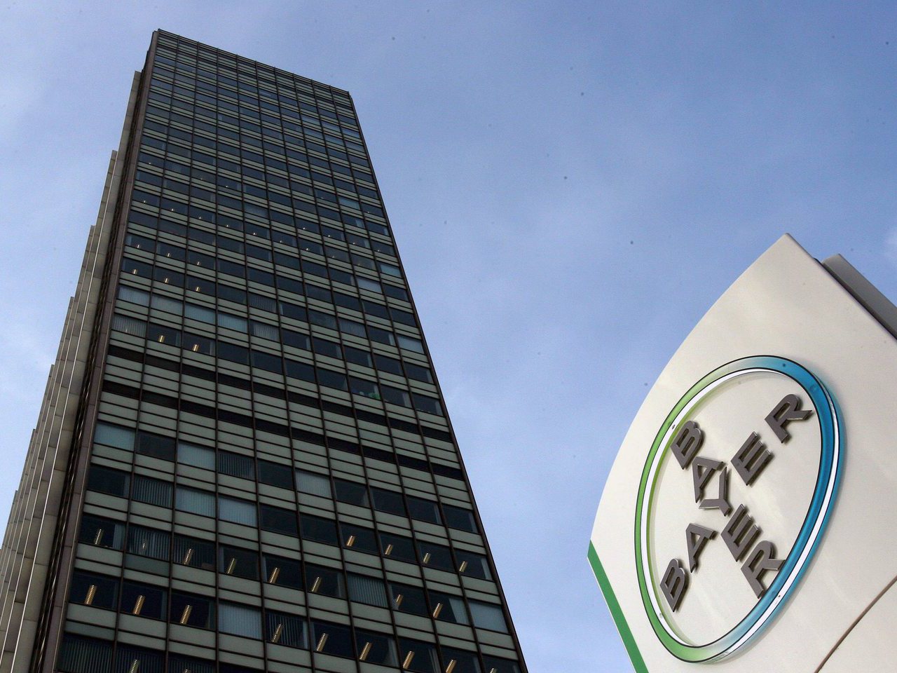 Bayer adquire Monsanto por 66 mil milhões de dólares