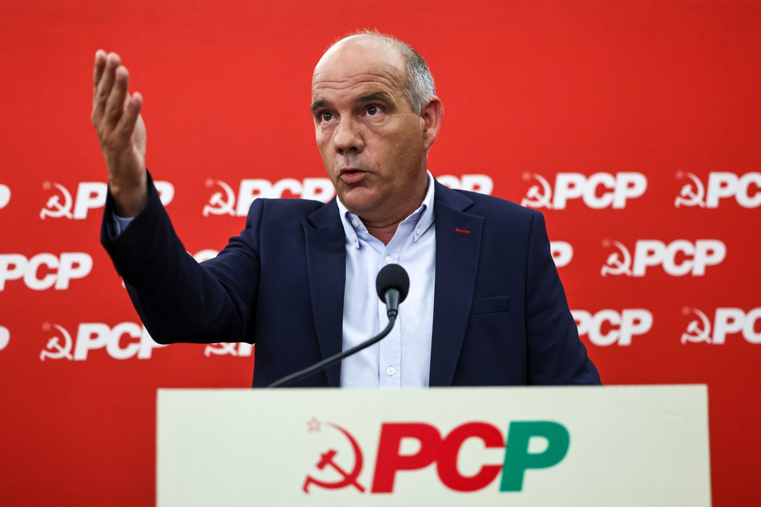PCP acusa partidos de quererem “dar o golpe” com alterações à Constituição