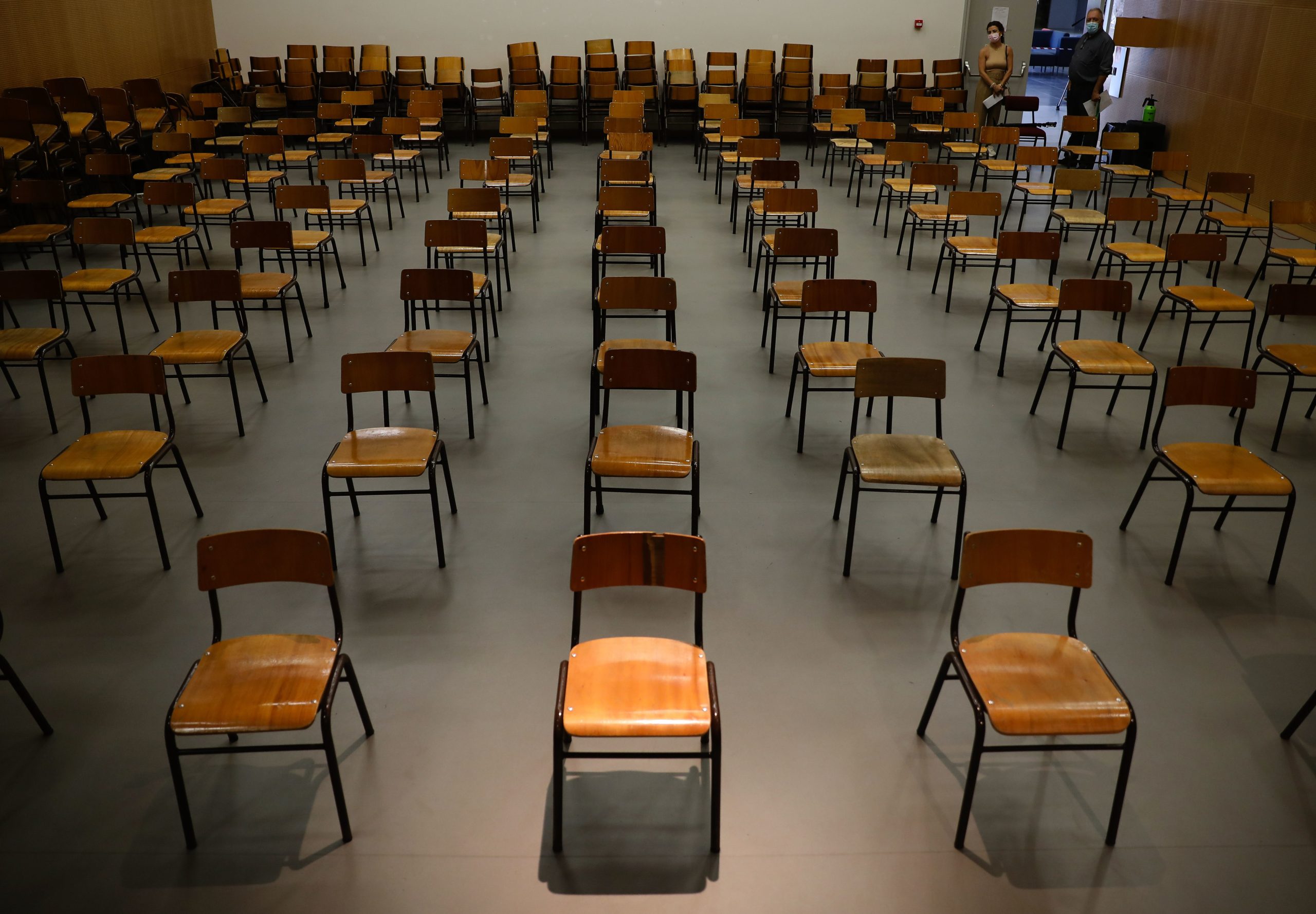 Autarca de Faro pede a Costa que feche as escolas. “De que estamos à espera para meter toda esta gente em segurança?”