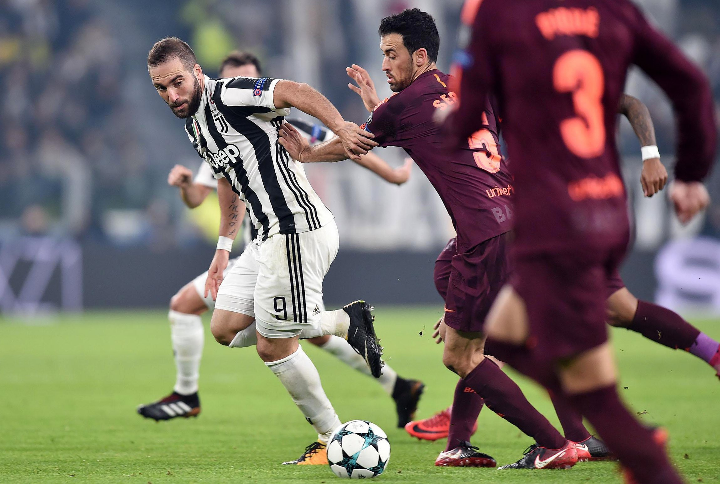 Higuain operado desfalca Juventus na visita ao líder Nápoles, seu antigo clube
