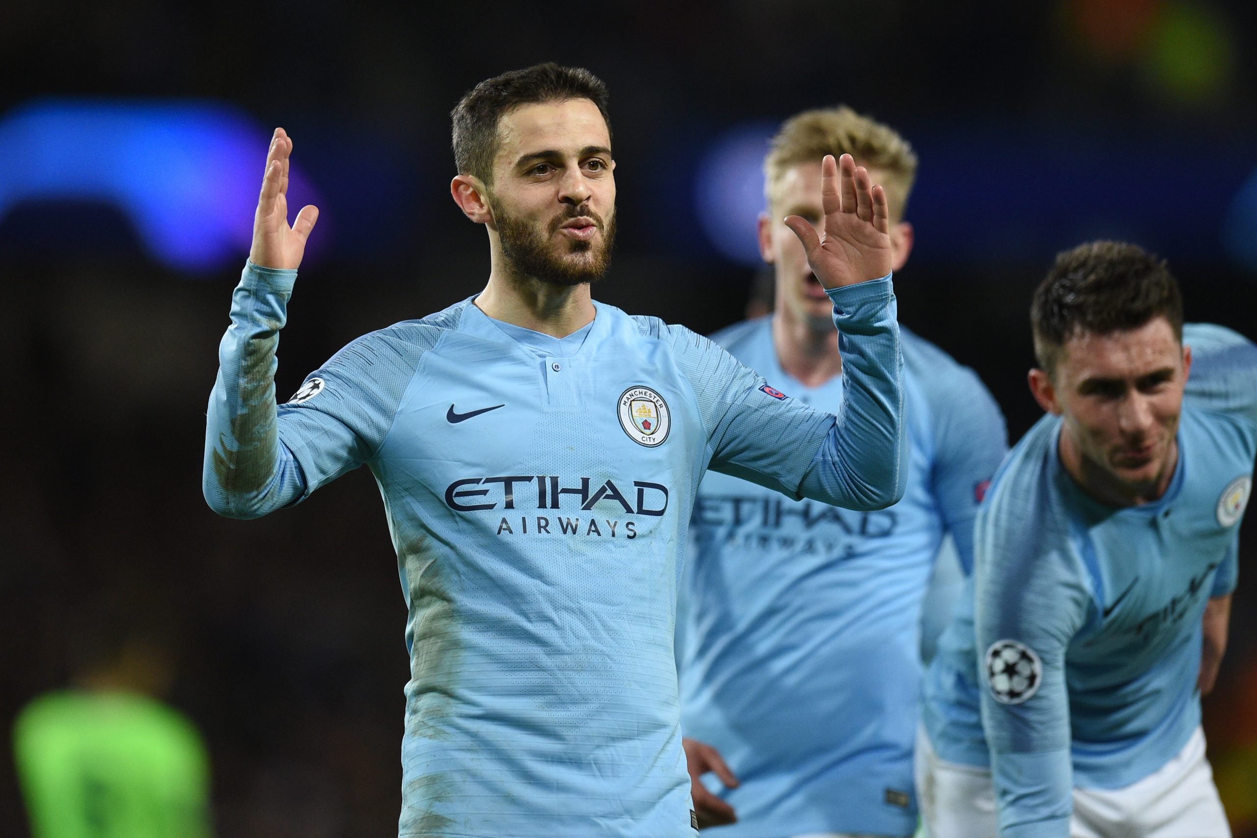 Liga dos Campeões: Bernardo ajuda City a ‘dizimar’ Schalke e a garantir presença nos quartos-de-final