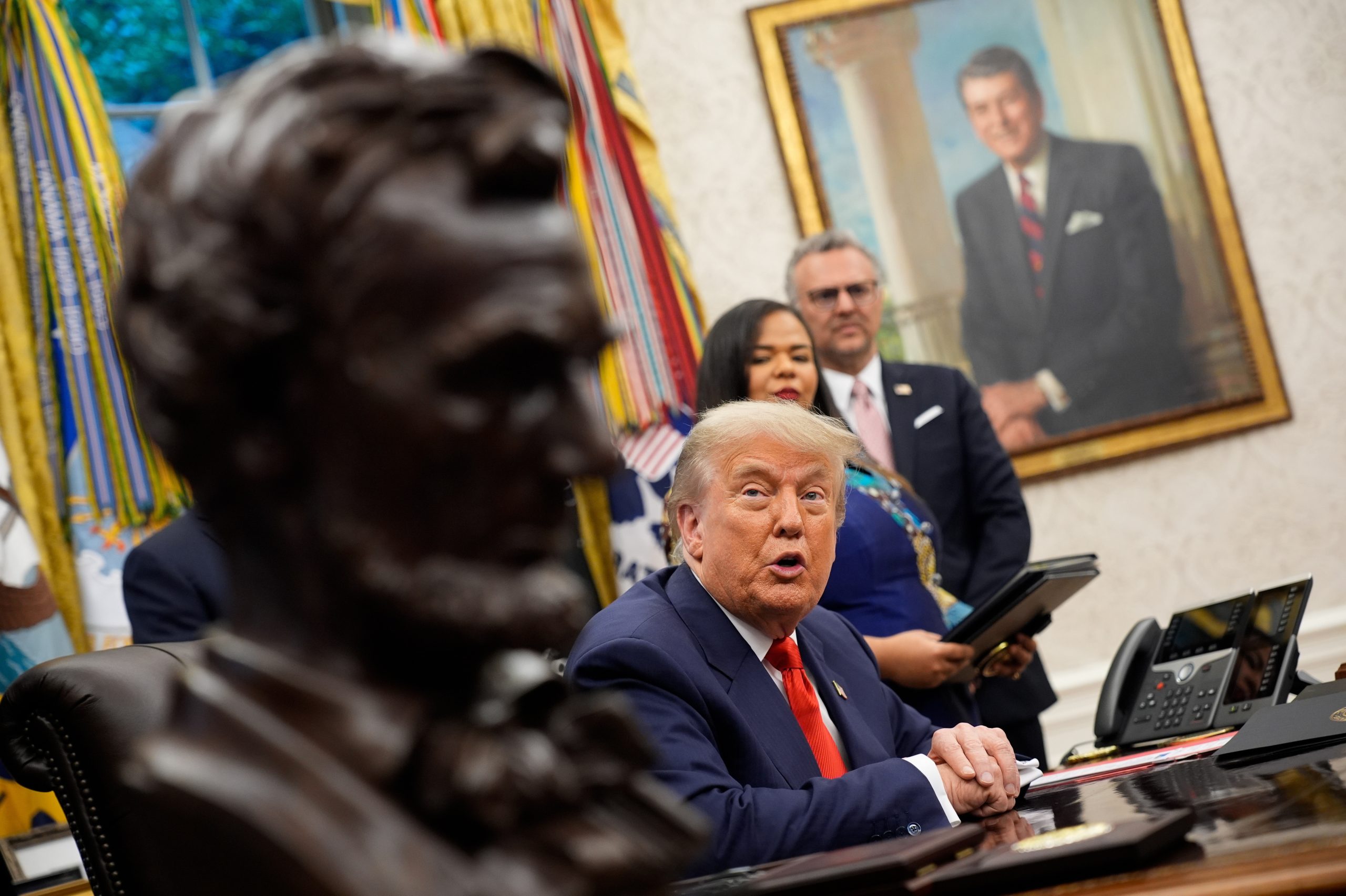 Trump cria “Conselho da Paz” para Gaza e nomeia Marco Rubio e Tony Blair