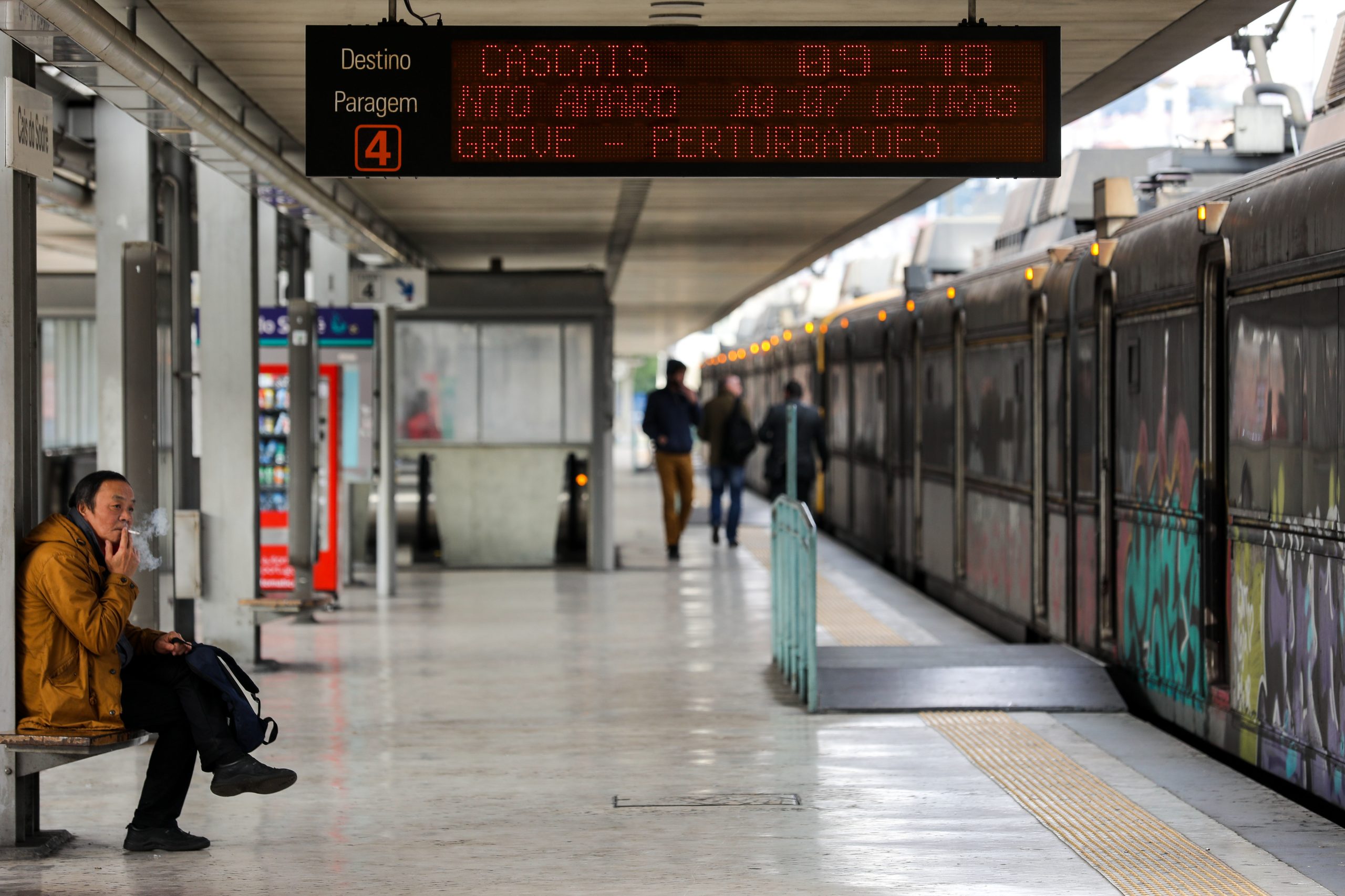 Tribunal Arbitral decreta serviços mínimos para greve de revisores da CP