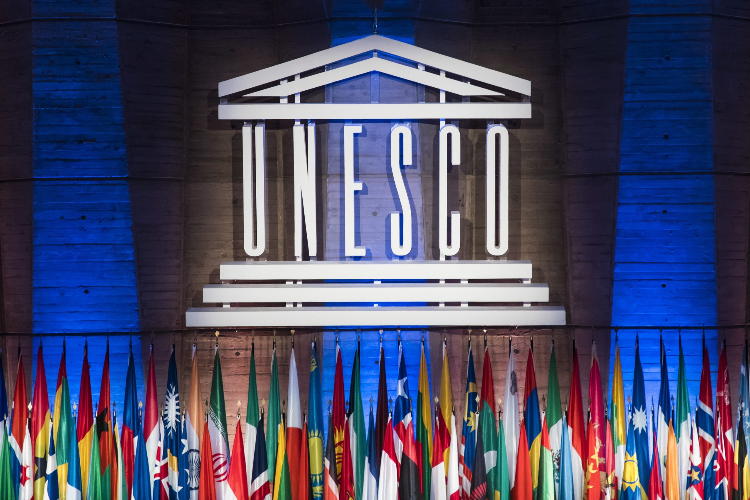 Afeganistão: UNESCO pede liberdade de expressão e segurança para jornalistas