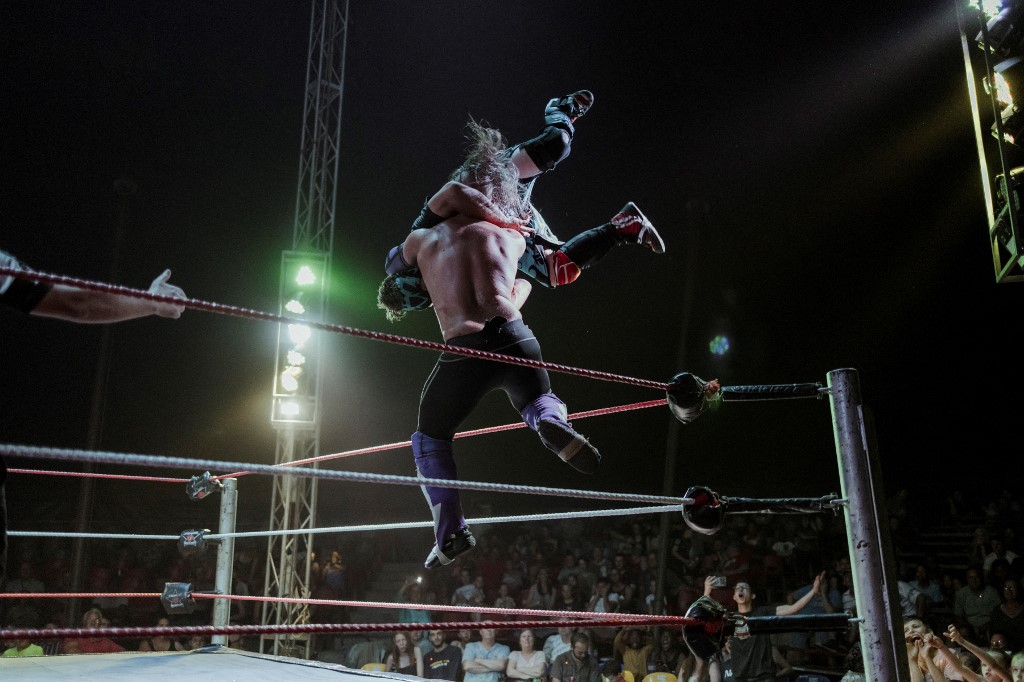 Escola e mais eventos colocam Porto como novo ringue do wrestling nacional