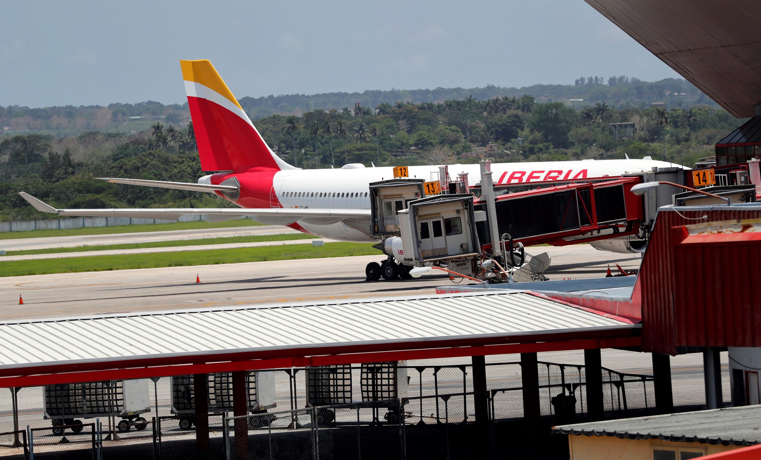 Iberia retoma voos em 1 de julho para 40 destinos incluindo Lisboa e Porto