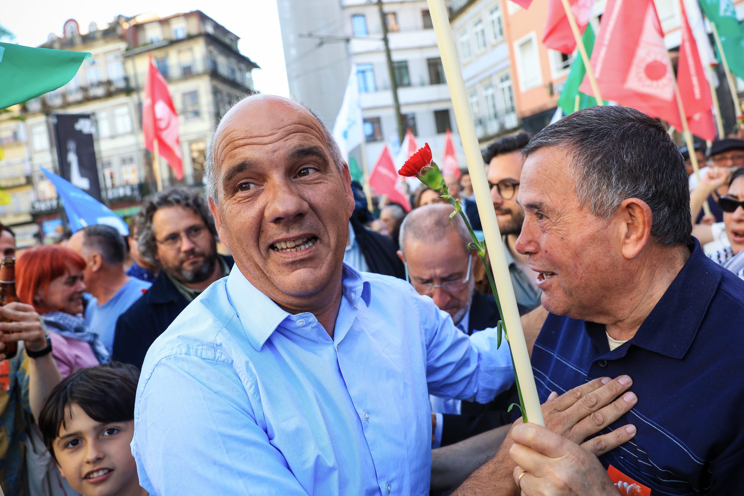 Paulo Raimundo diz que opção do PS de “dar a mão” ao Governo é “errada”