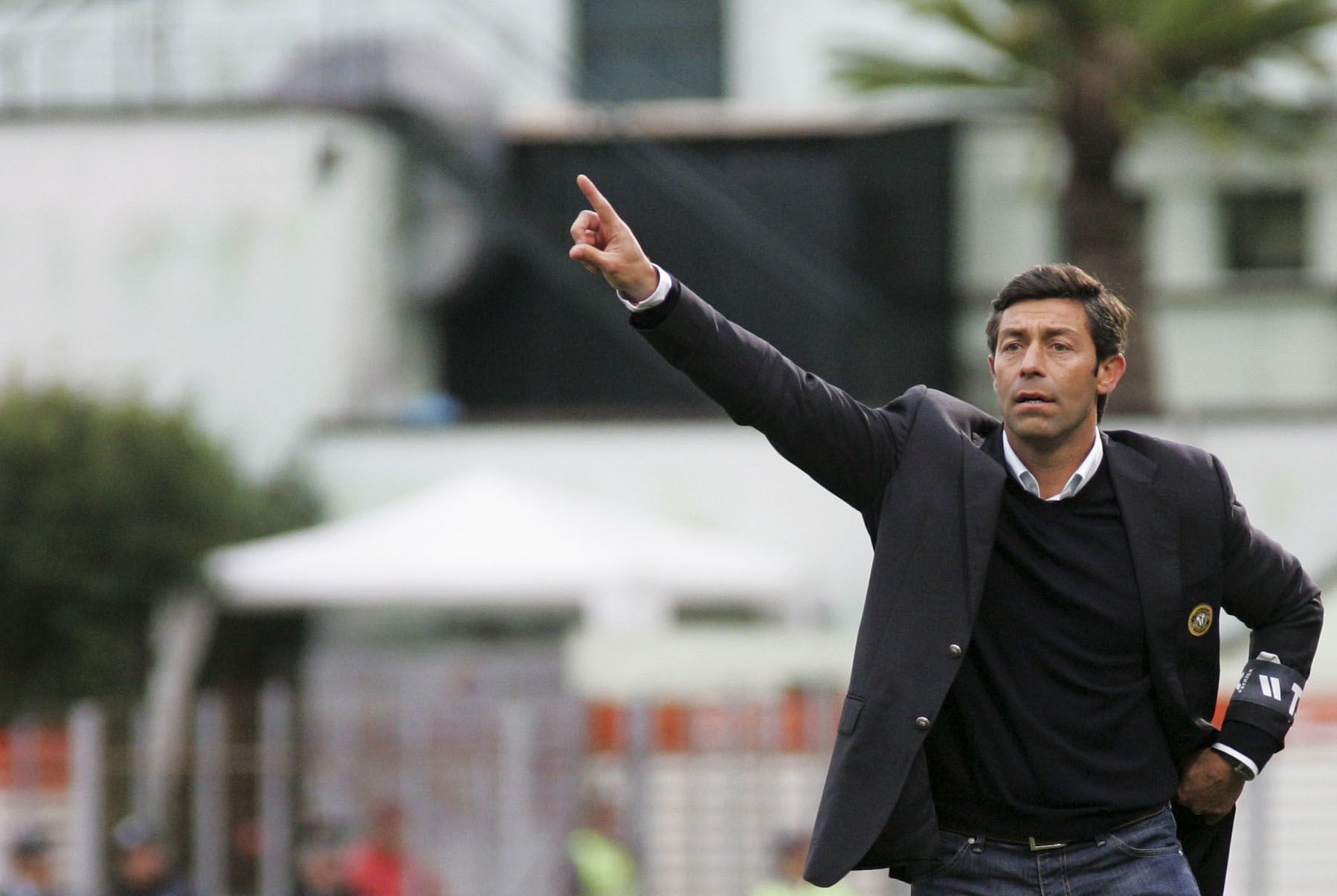 Pedro Caixinha despedido do Rangers