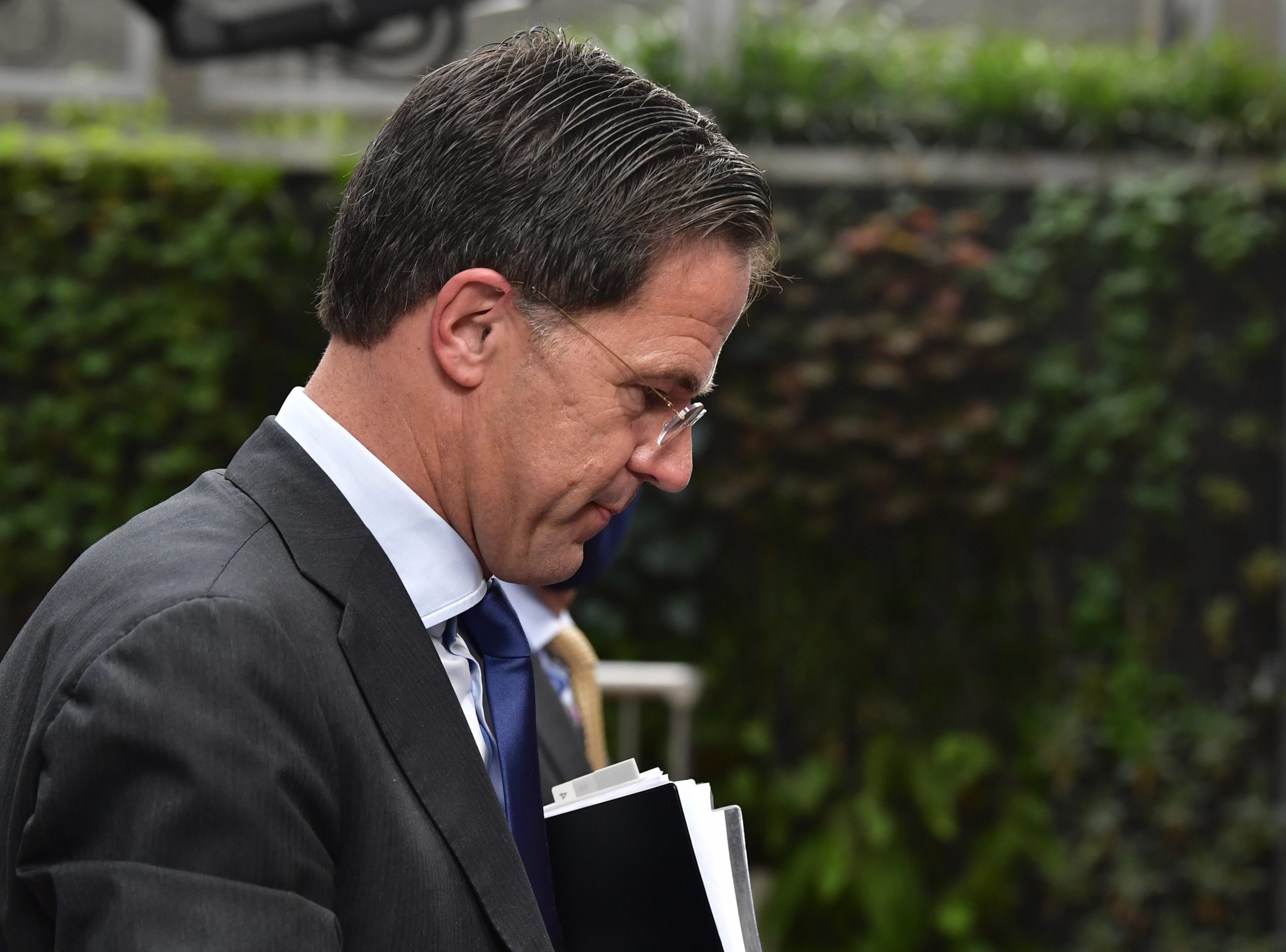 Mark Rutte diz que “quer ajudar” países do sul mas insiste nas reformas