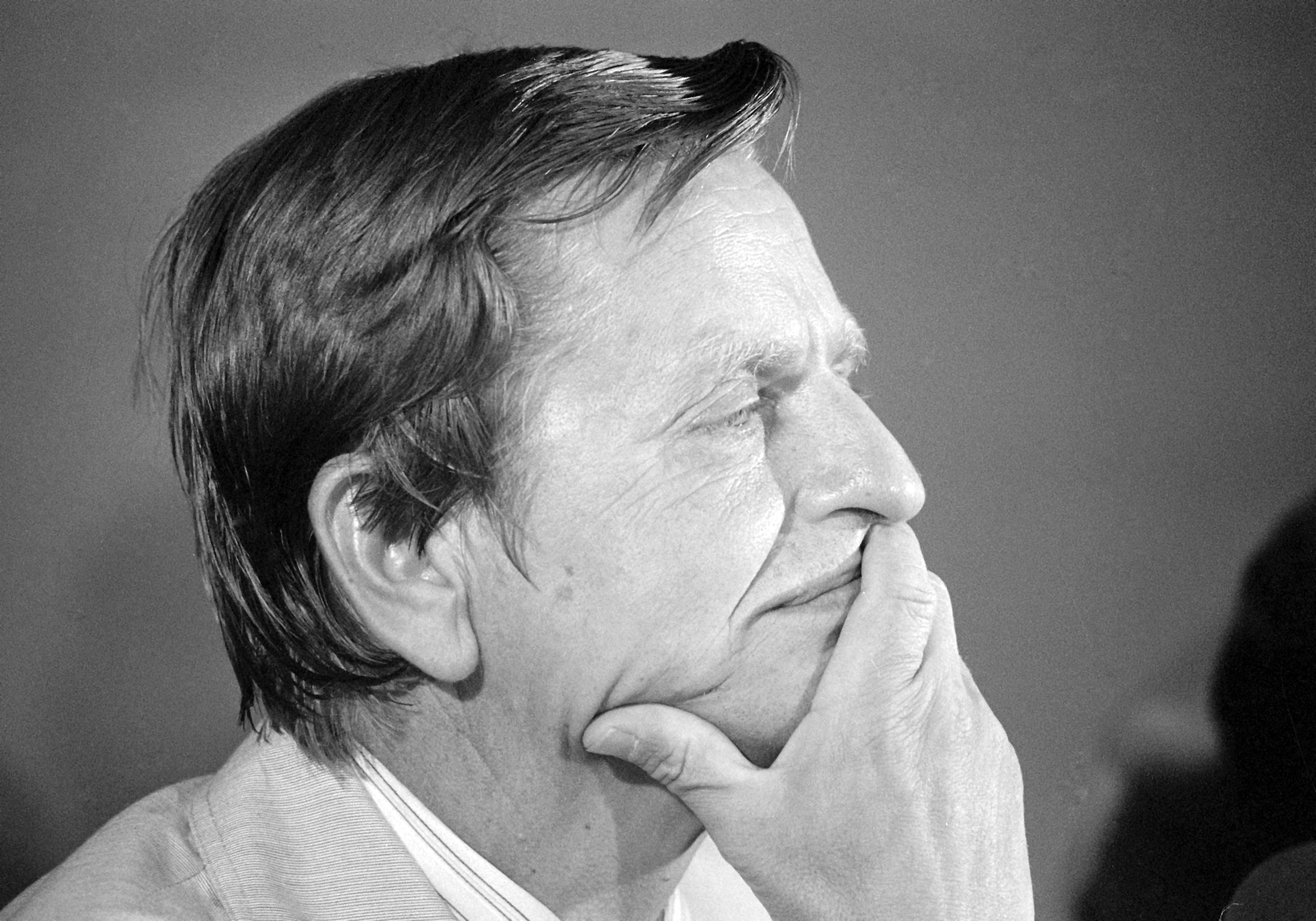 Suécia reabre investigação ao assassinato do primeiro-ministro Olof Palme