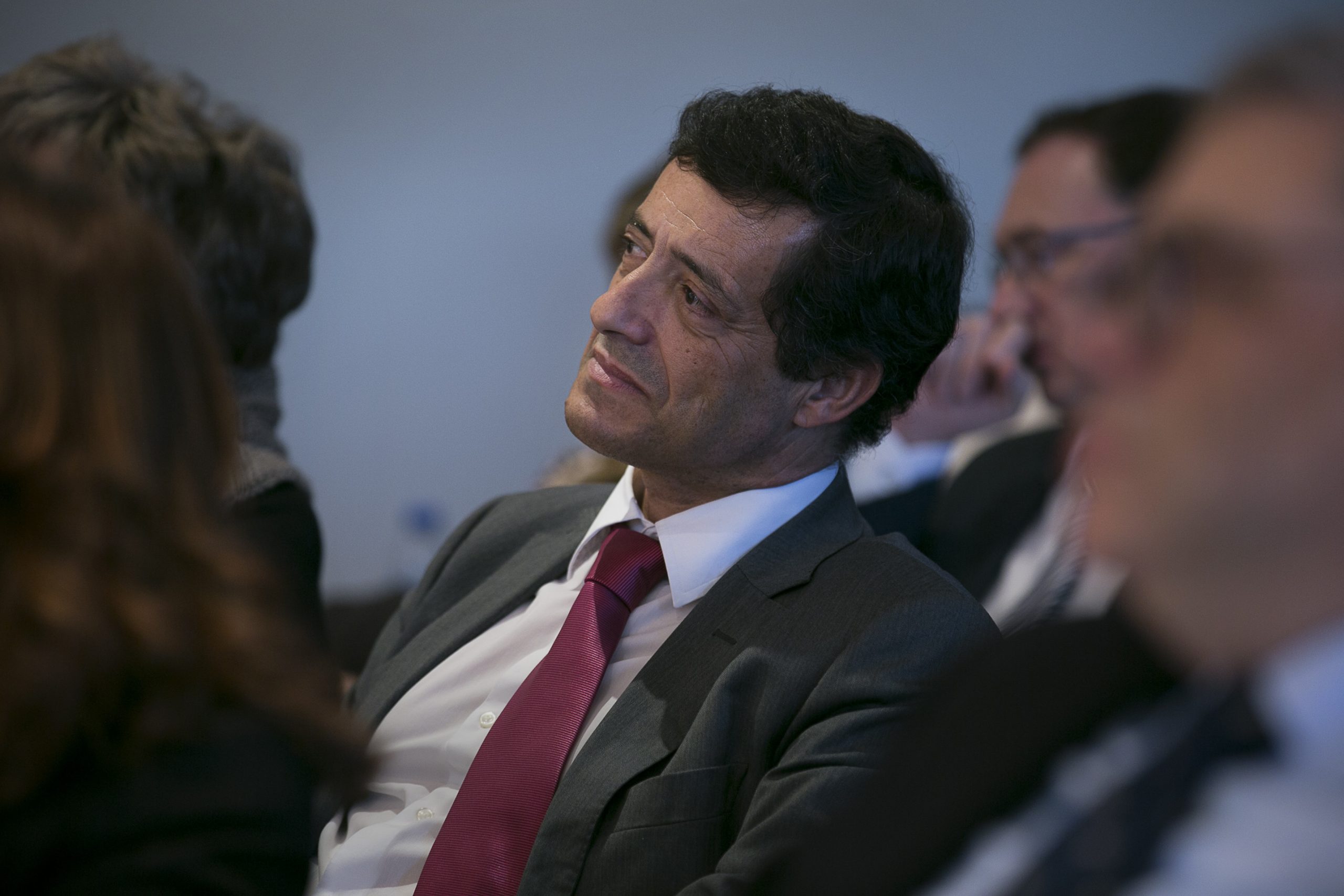 Carlos Zorrinho sugere que informação à população sobre incêndios conste do portal WiFi4EU em 2018