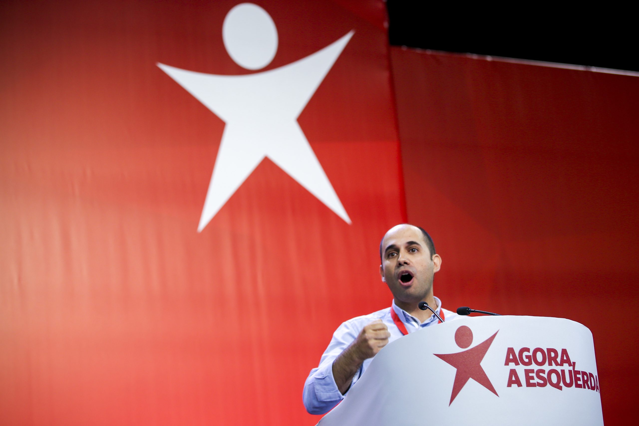 BE diz que a única vez que Governo esteve para cair foi por iniciativa do PS