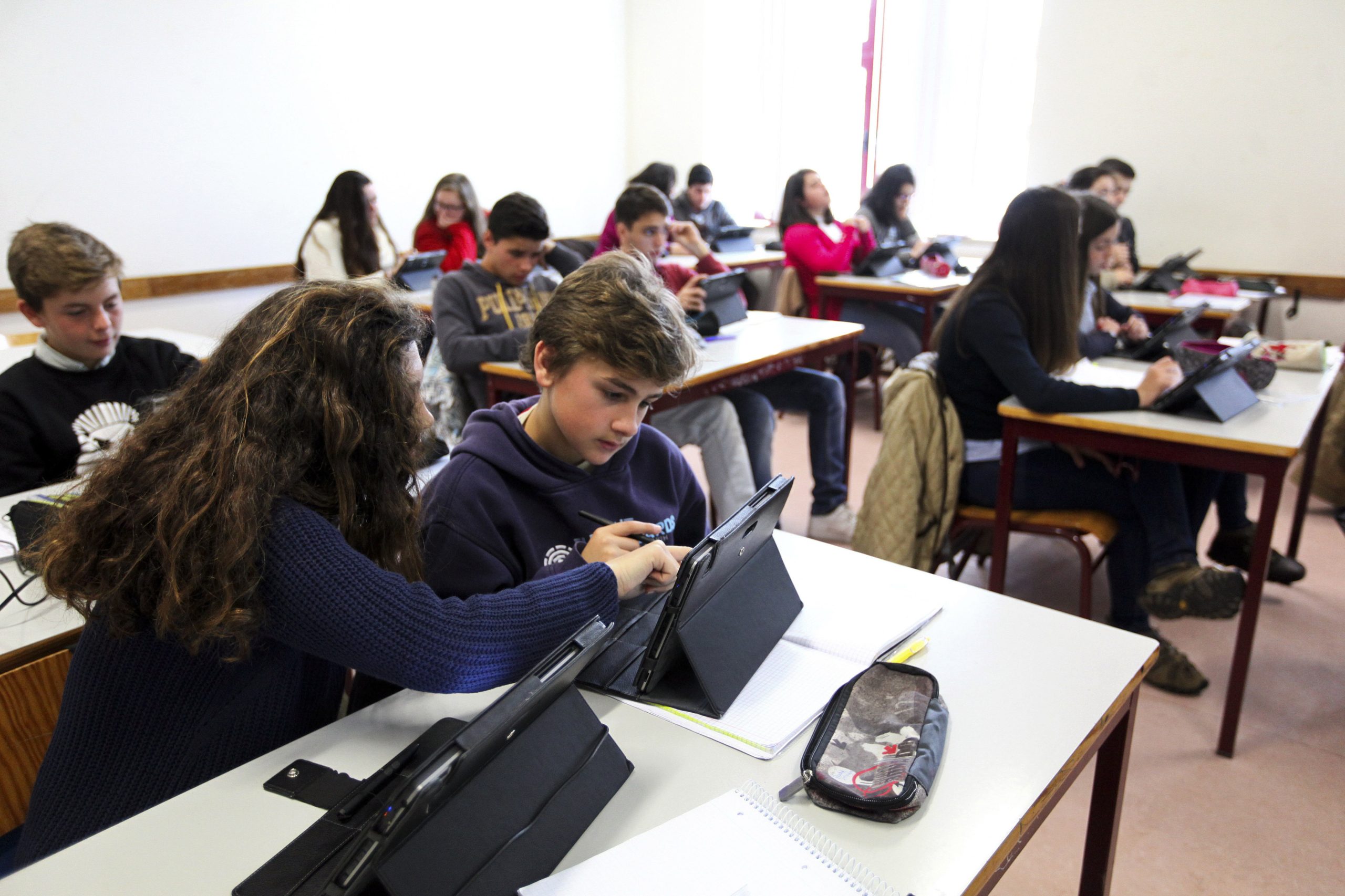 OE2017: Escolas privadas querem dedução no IRS de 2 mil euros por filho