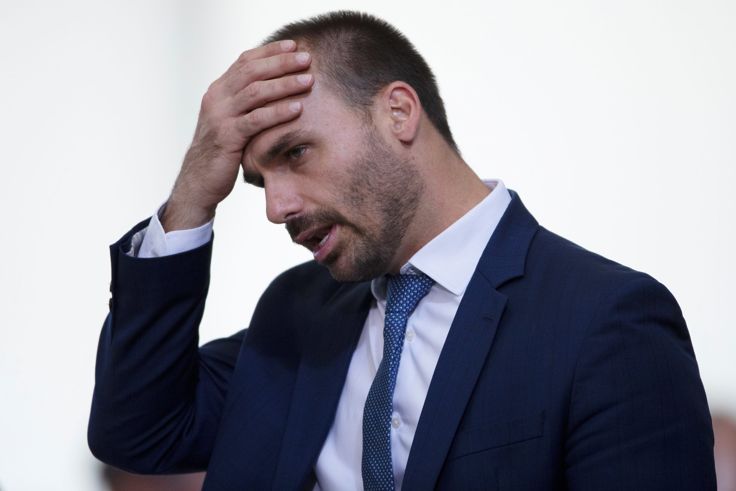 Polícia Federal ordena regresso imediato de Eduardo Bolsonaro ao Brasil