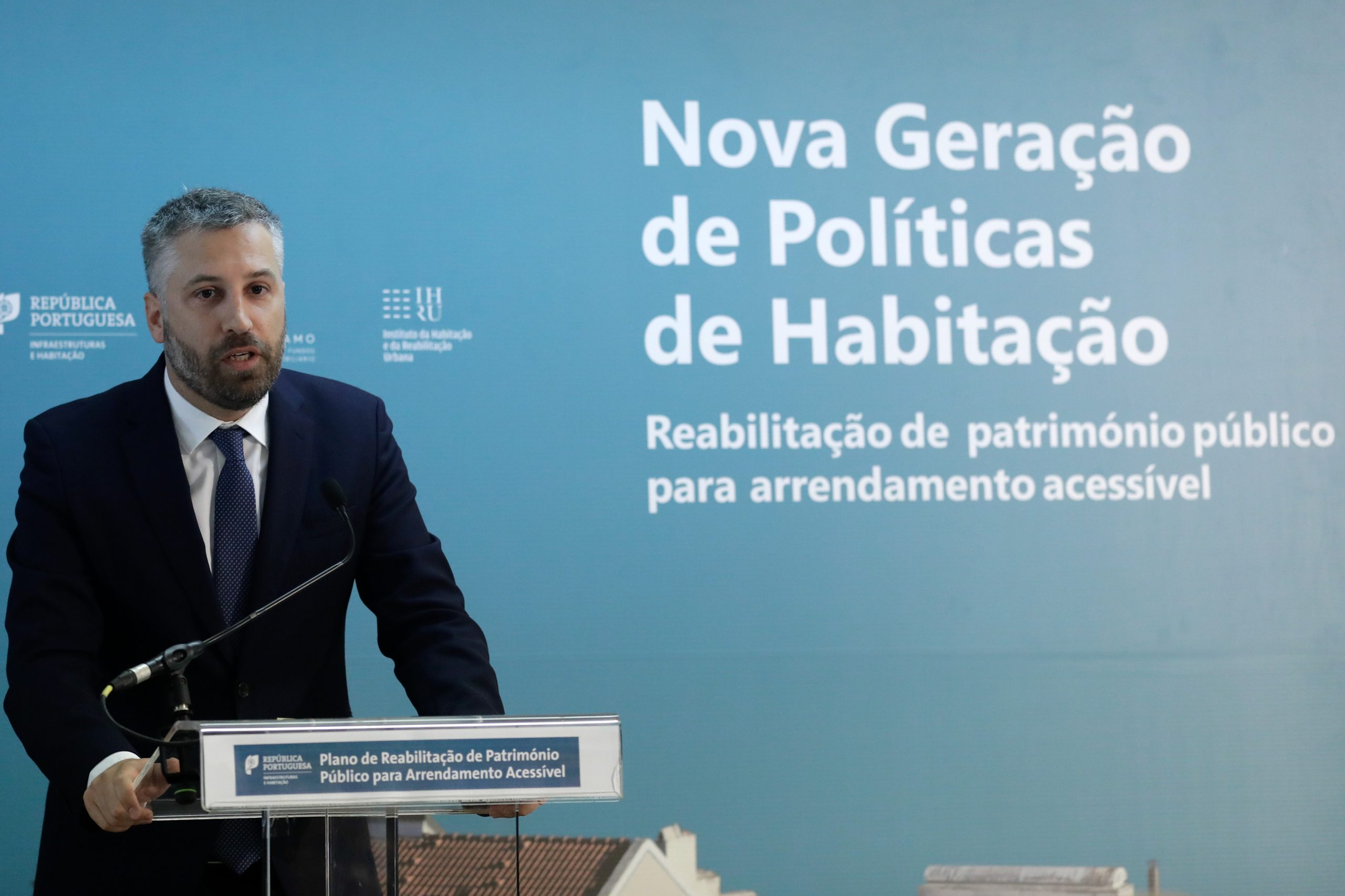 Governo diz que Arrendamento Acessível permite “rendas mais baixas” do que programa de Lisboa