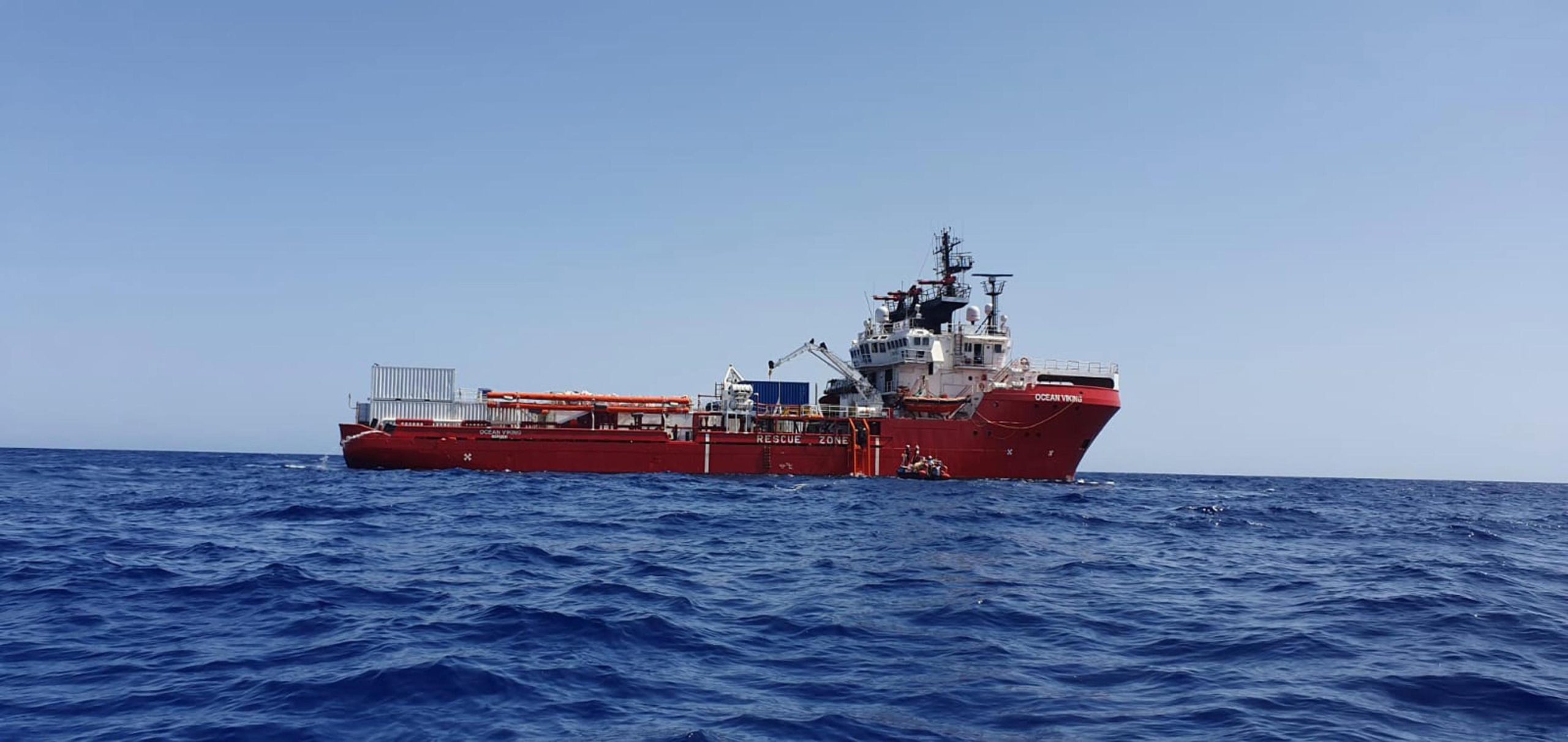 Migrações. Portugal e outros cinco países da UE acolhem 182 migrantes do “Ocean Viking”