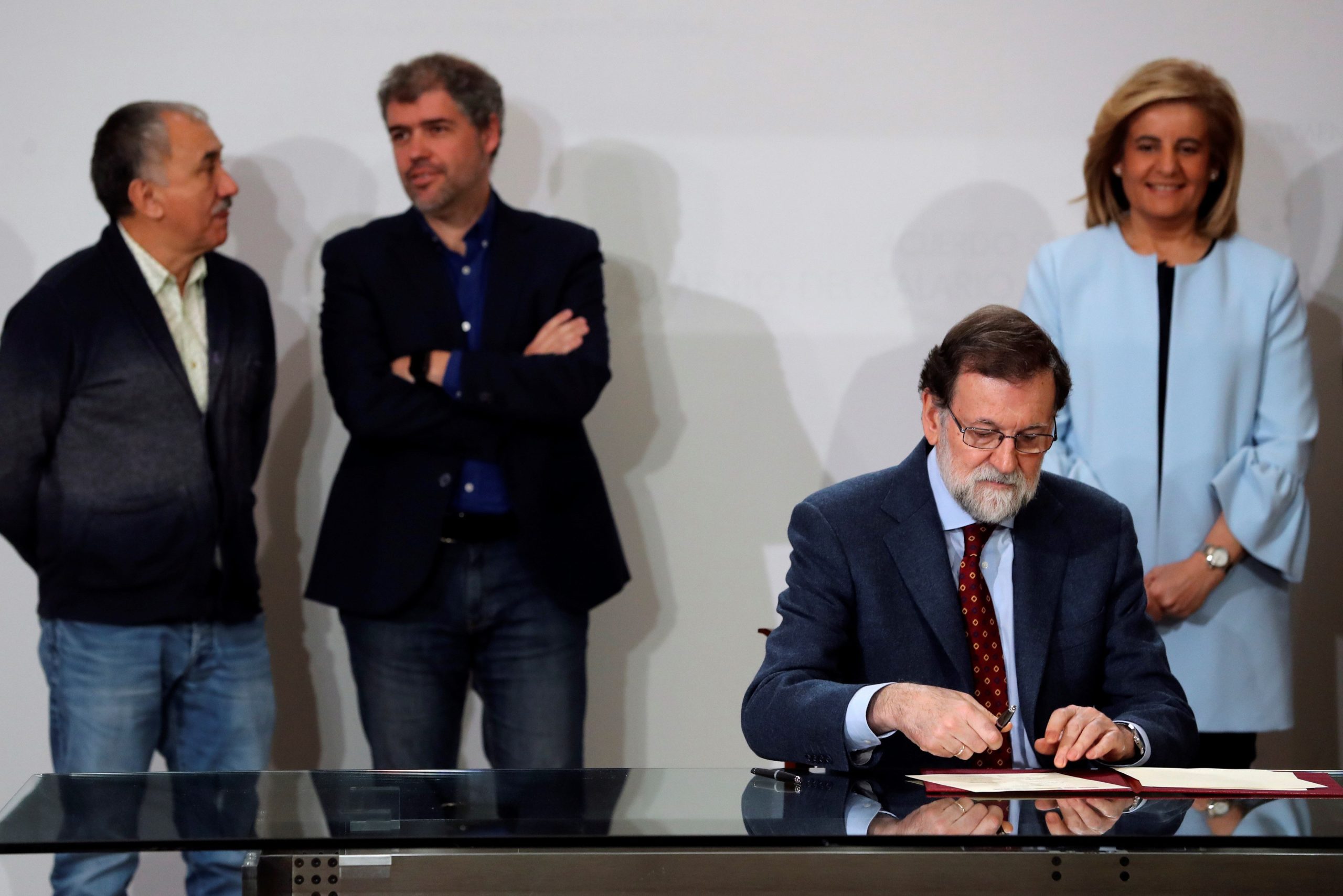 Espanha: salário mínimo aumenta para 850 euros em 2020