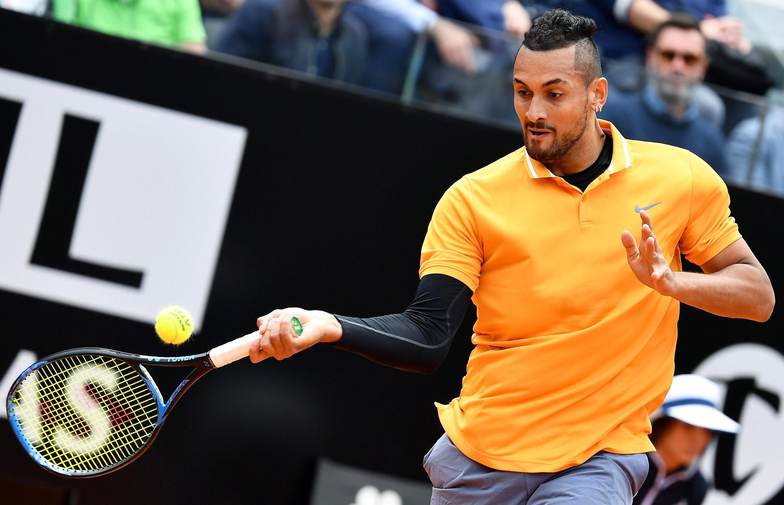 Tenista Nick Kyrgios desiste do torneio de Roland Garros