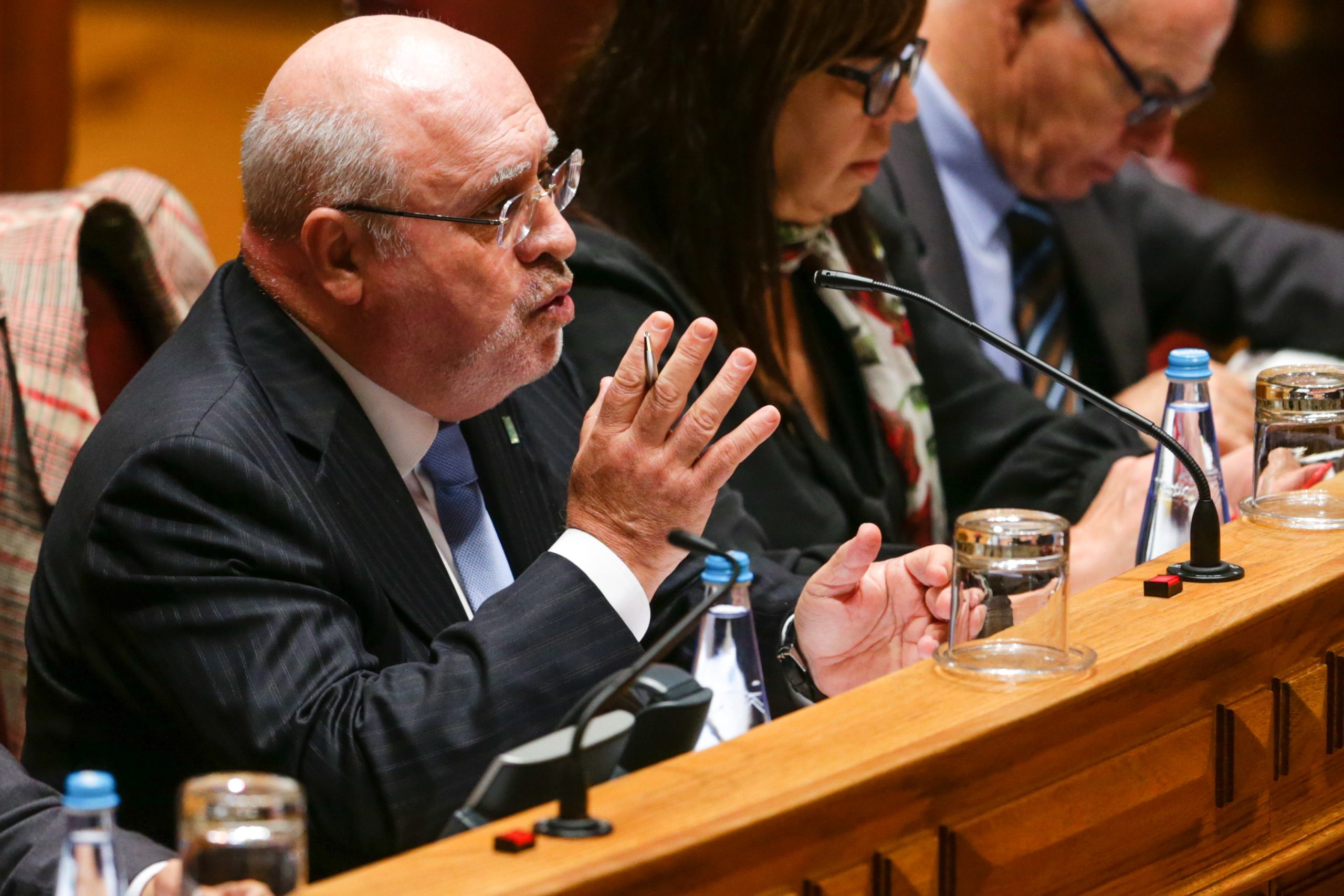 Ministro da Agricultura privilegia fundos comunitários nos apoios para “não sacrificar” dinheiro nacional