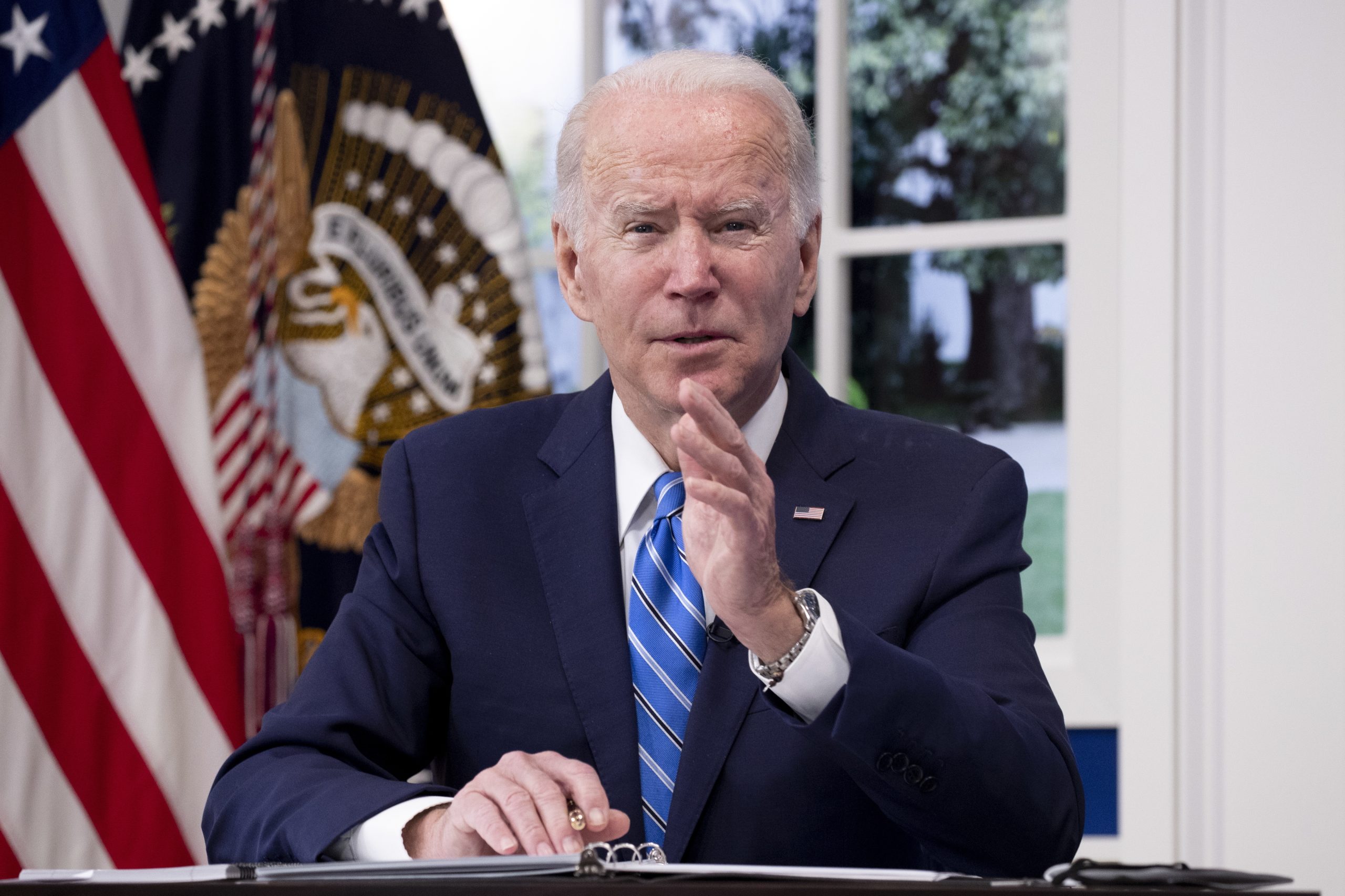 Biden avisa Putin que os Estados Unidos vão responder “determinadamente” a qualquer invasão da Ucrânia pela Rússia