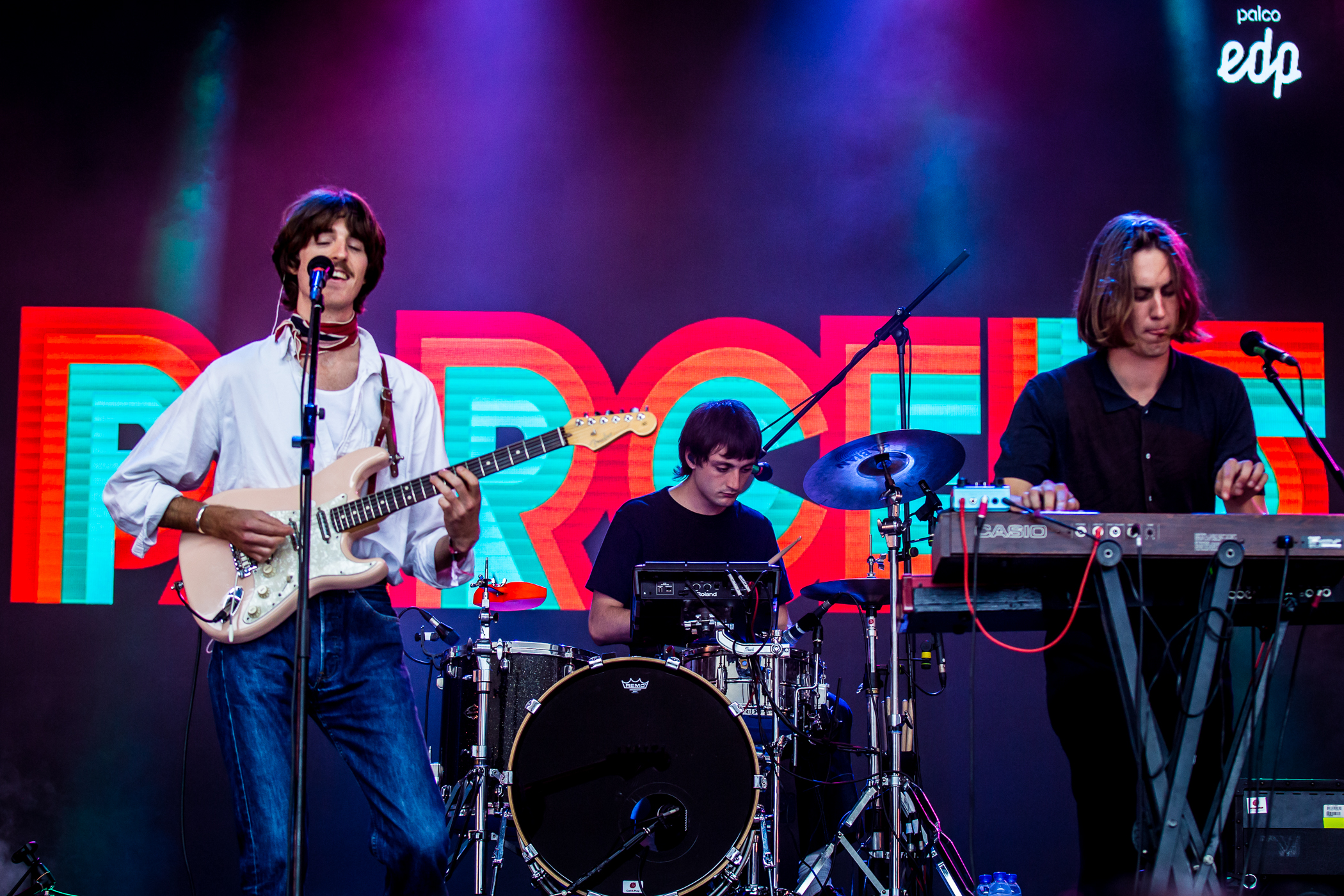 Parcels juntam-se ao cartaz do Vodafone Paredes de Coura