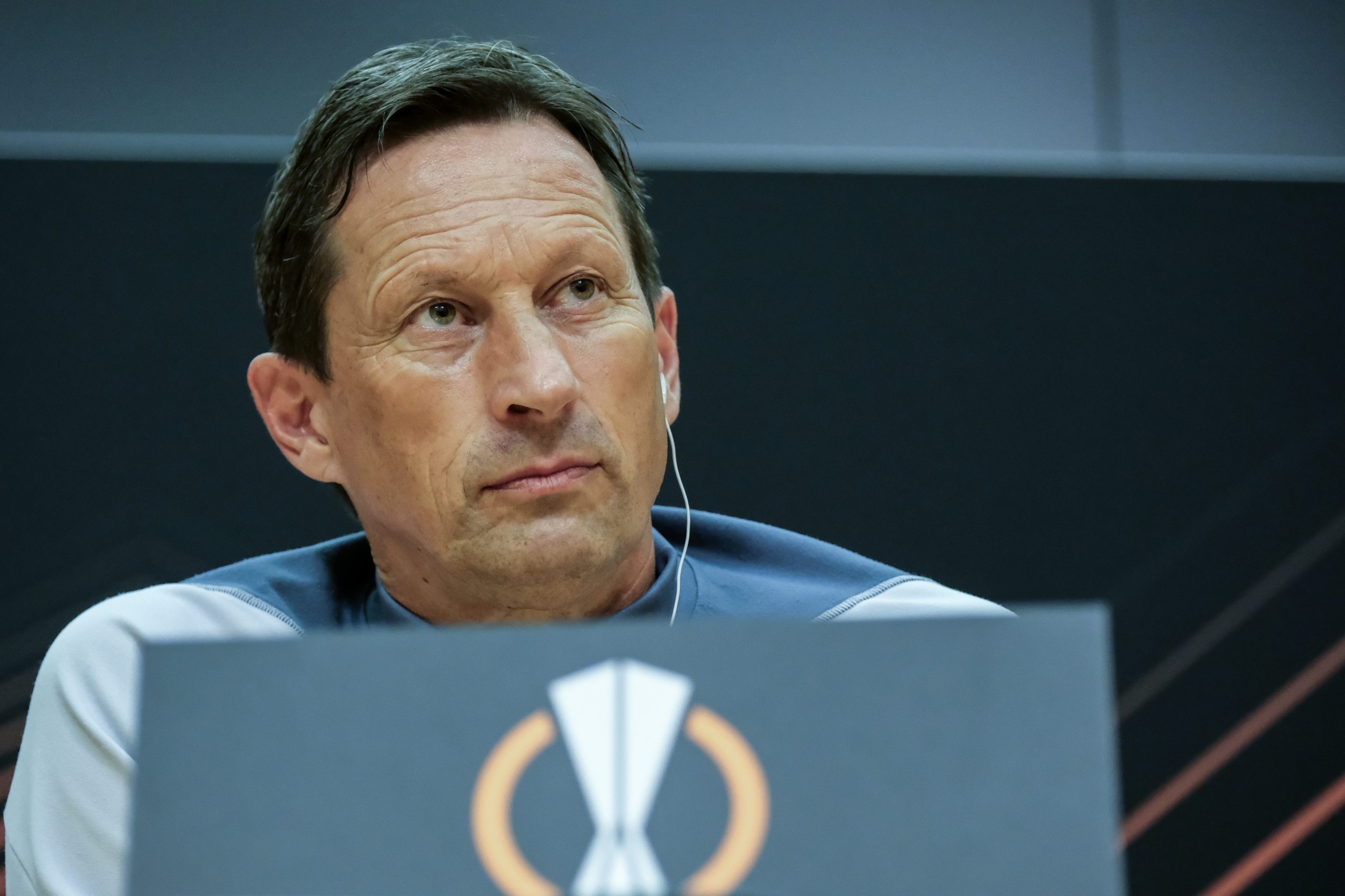 Schmidt considera “justo” adeptos de Benfica e Marselha assistirem aos jogos