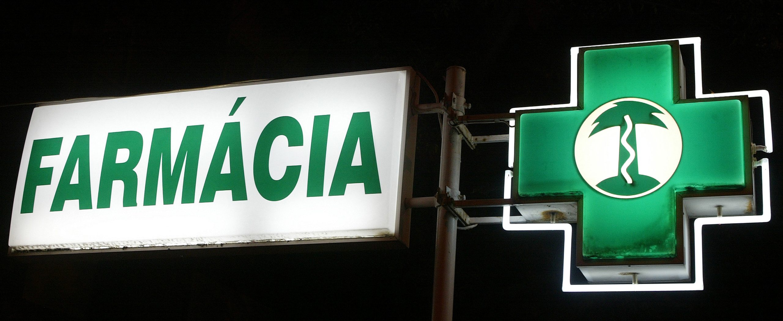 Burla de farmacêuticos do Grande Porto fica reduzida a falsidade informática