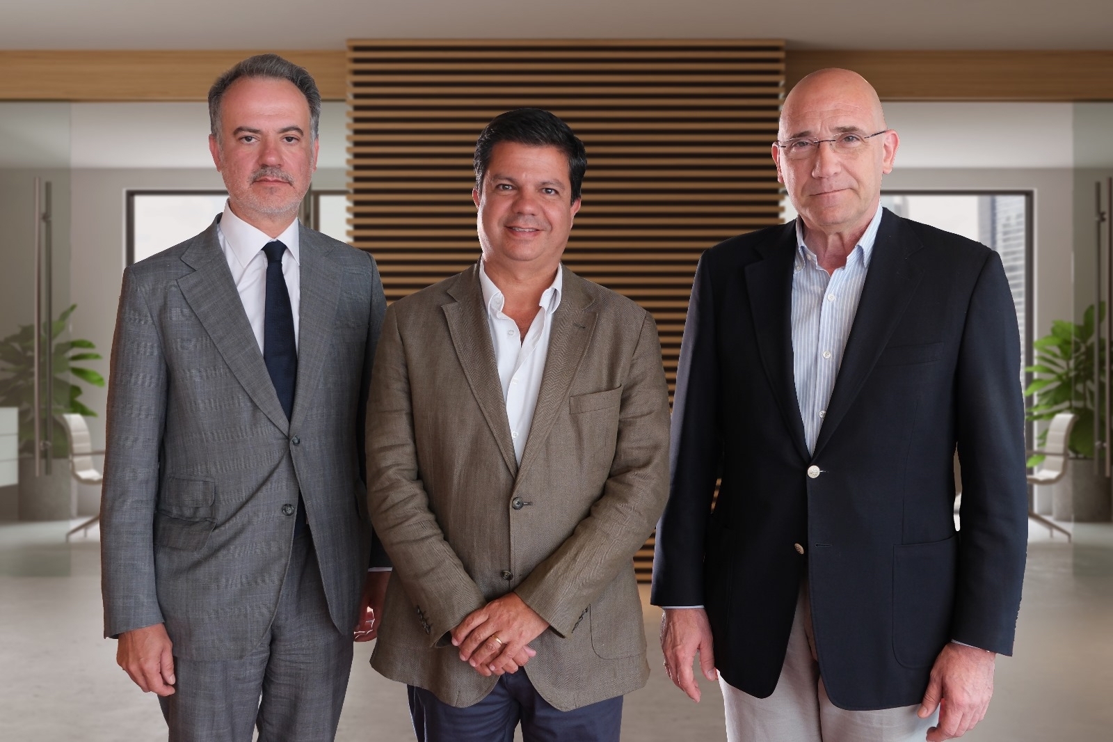 Pedro Passos Coelho e Sérgio Sousa Pinto formam grupo de trabalho para estudar reforma do Estado