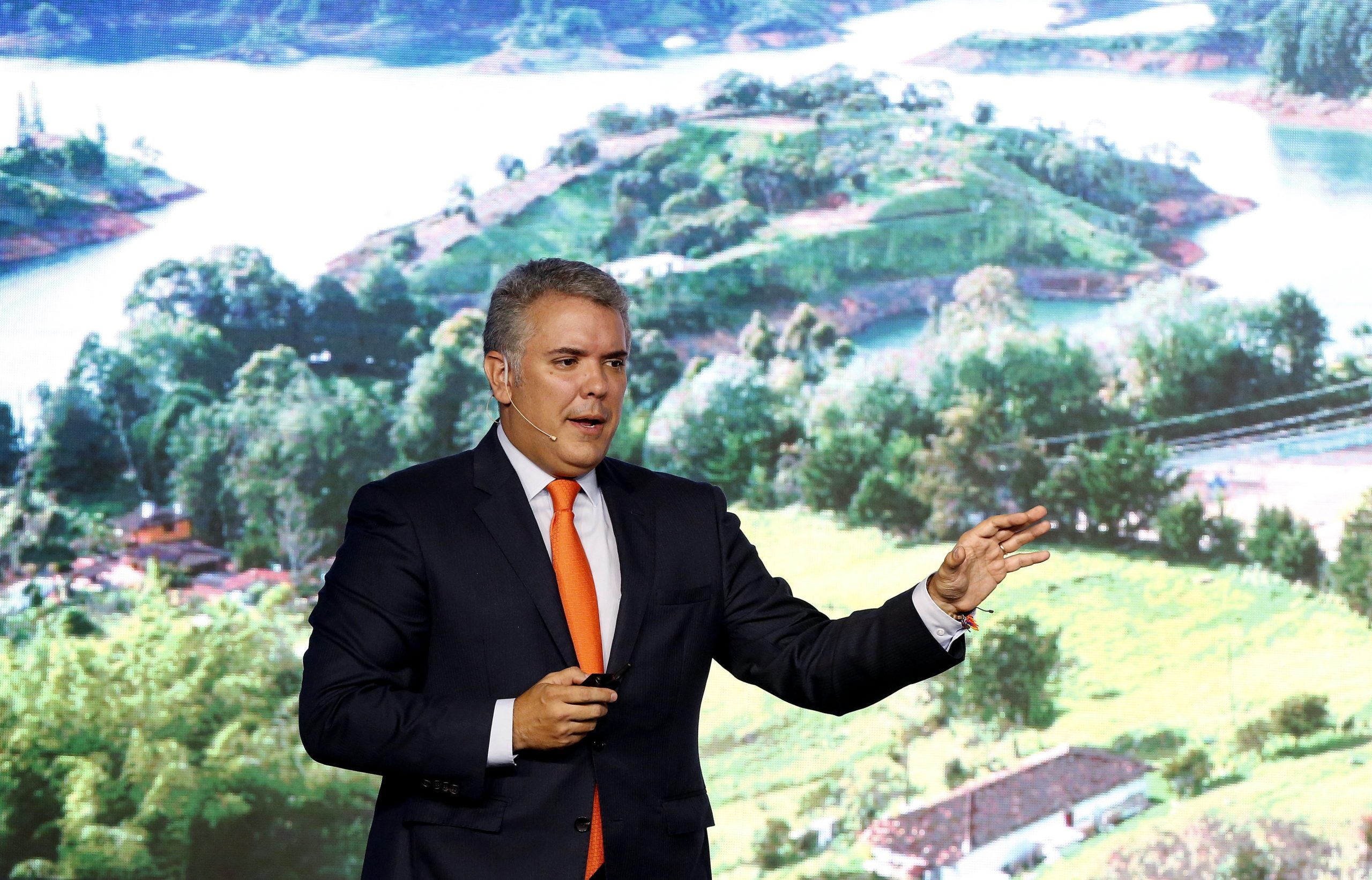 Tribunal Constitucional da Colômbia impede Presidente de mudar acordo de paz
