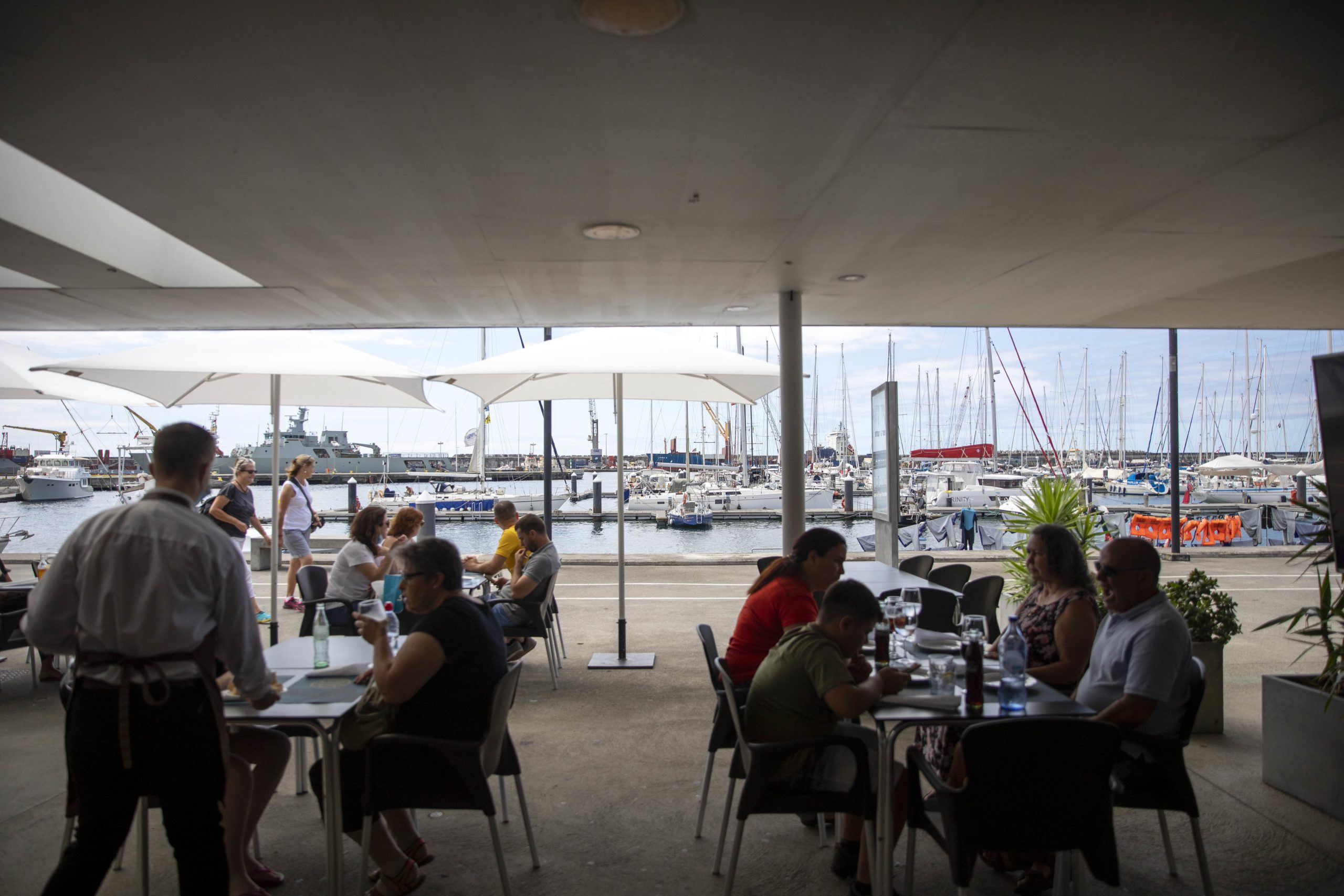 Restaurantes funcionam a “meio gás” nos Açores devido à falta de mão-de-obra – AHRESP