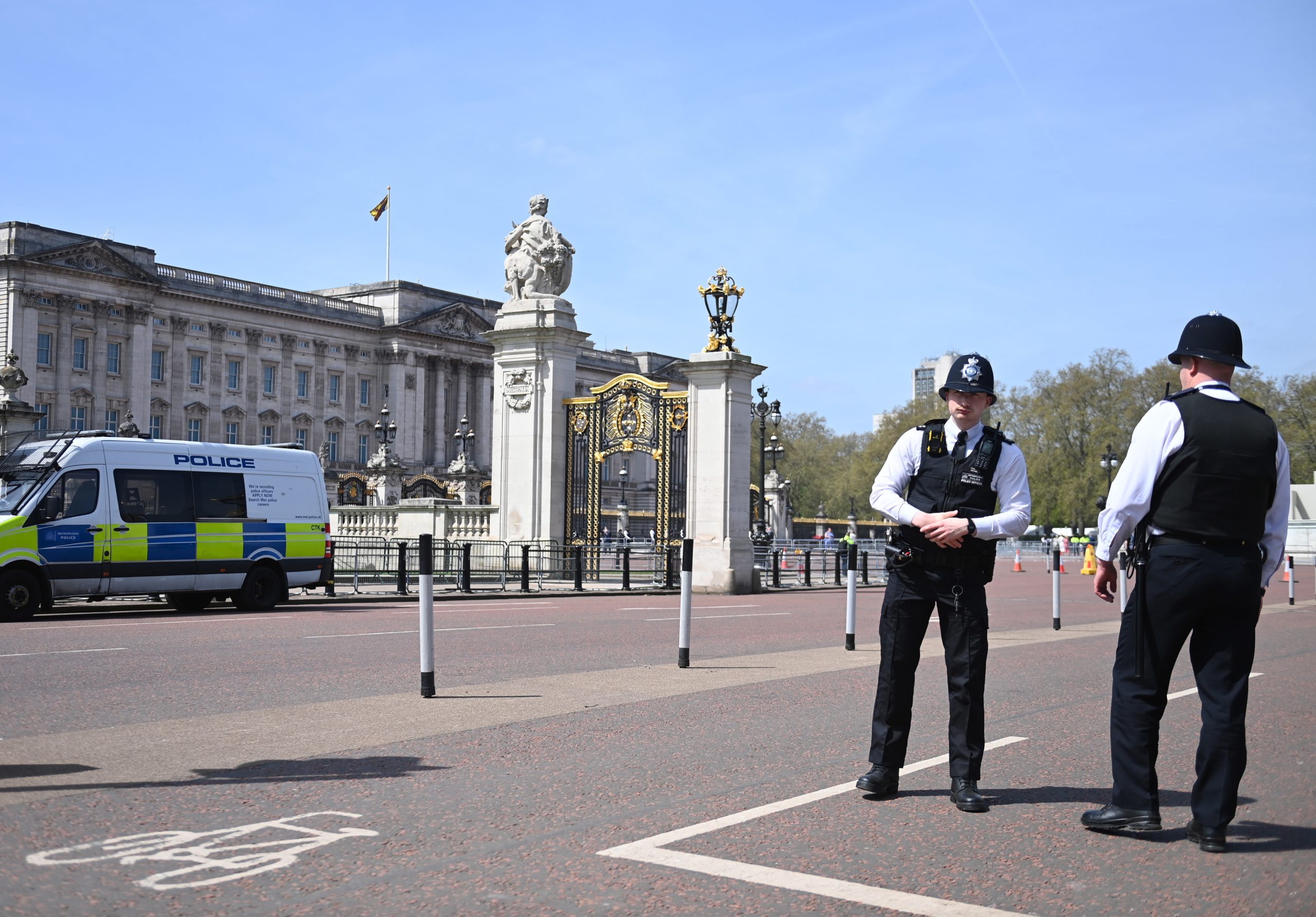 Polícia britânica avisa que terá baixa tolerância com manifestantes durante coroação
